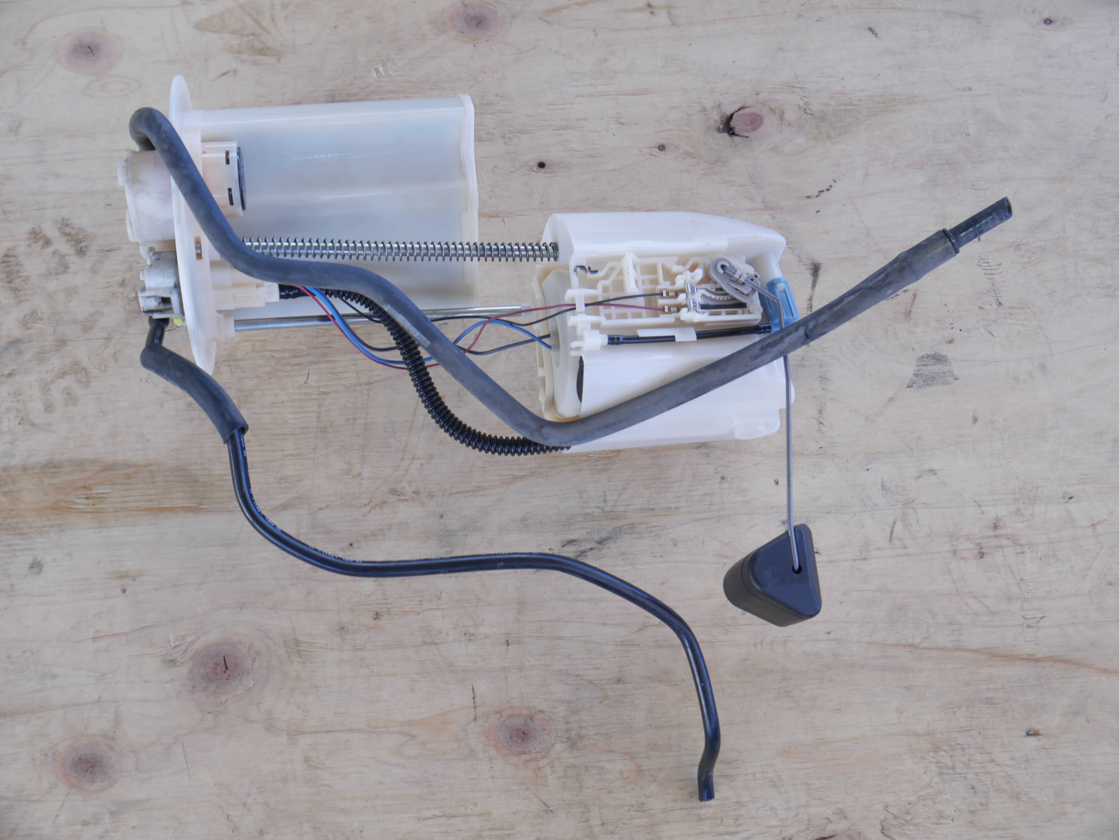 Toyota Vitz new Fuel Pump Housing