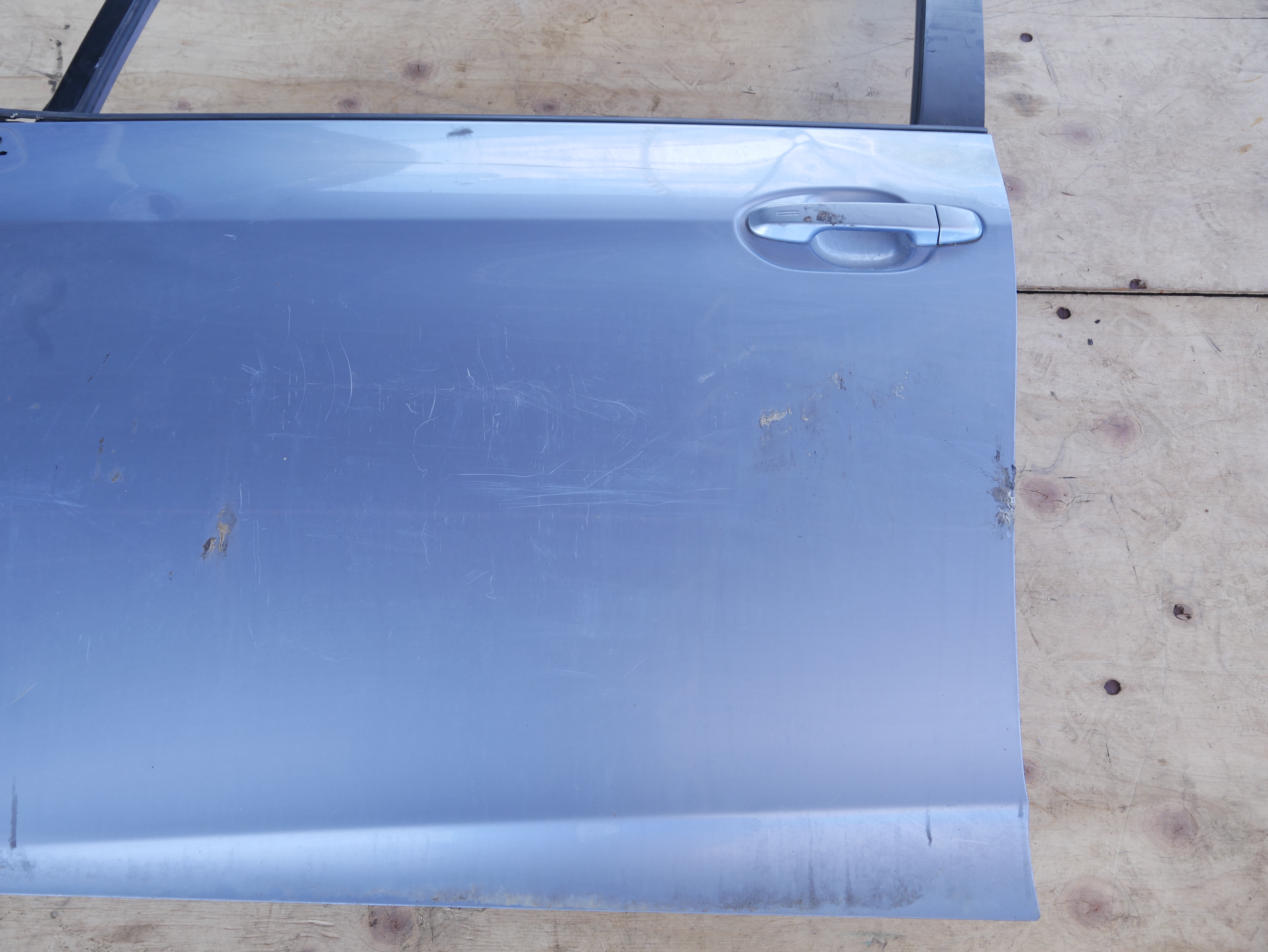 Toyota Ractis Front Door