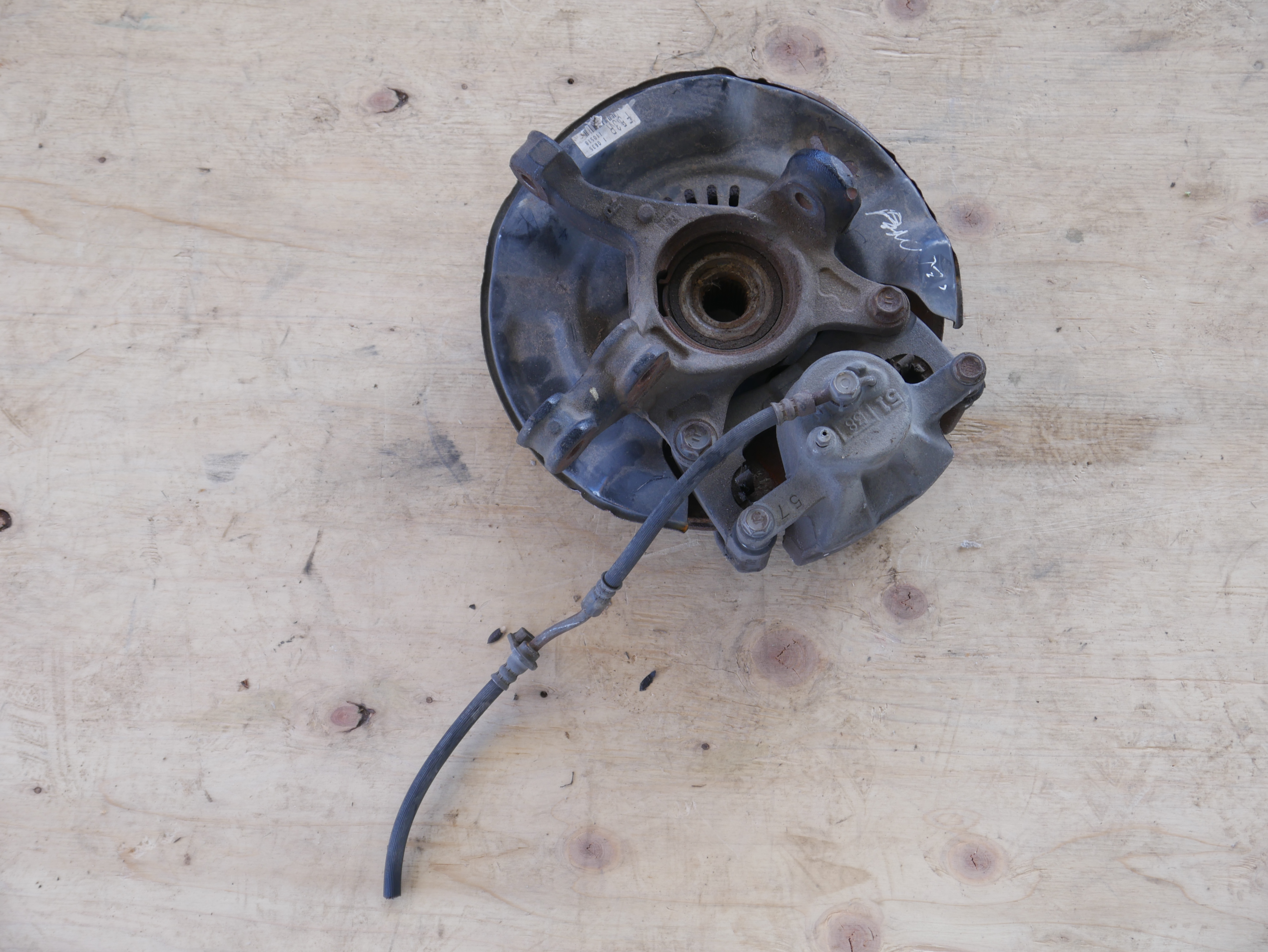 Toyota Ractis Complete hub w/t disk