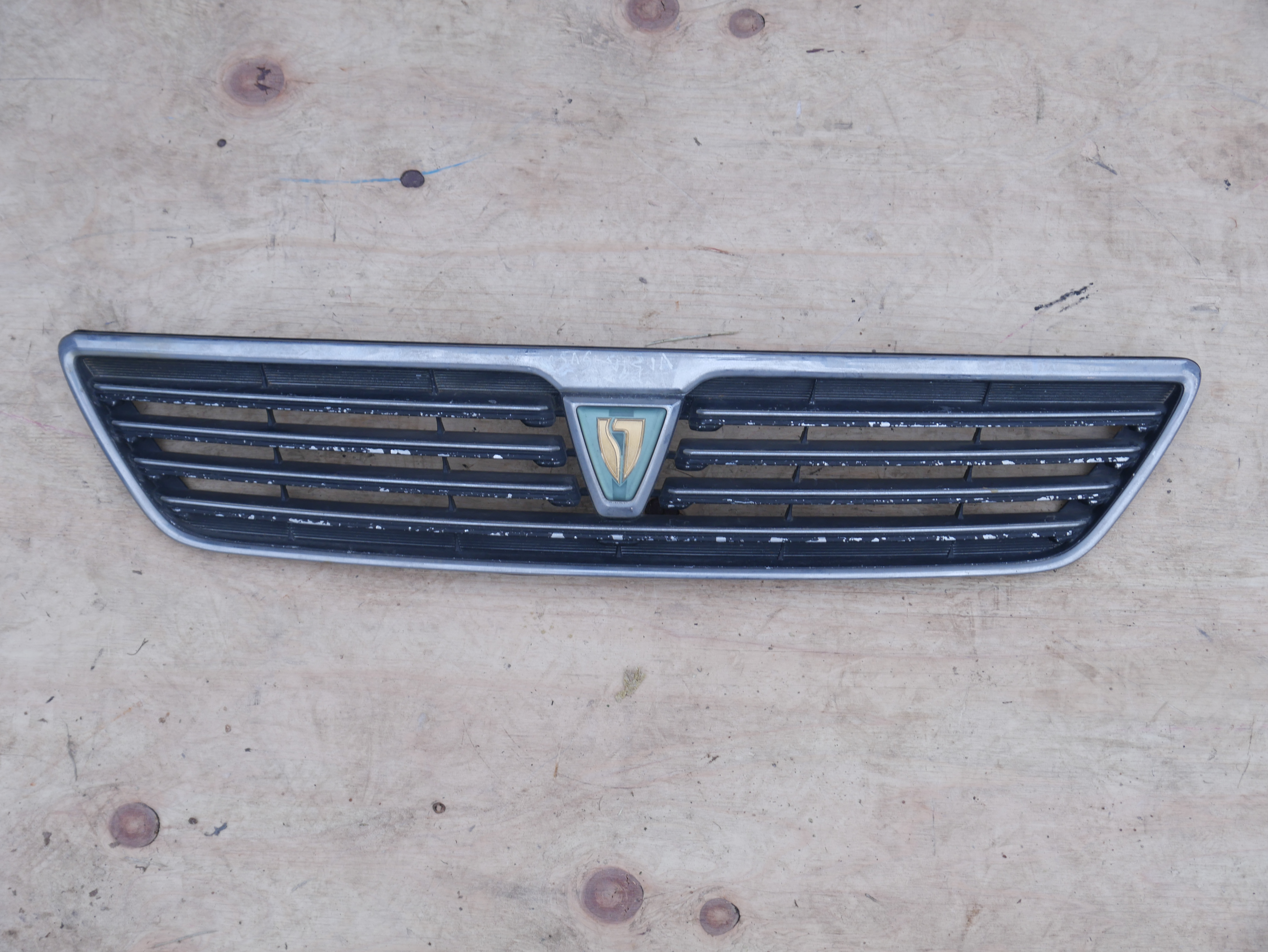 Vista SV30 Front Grille