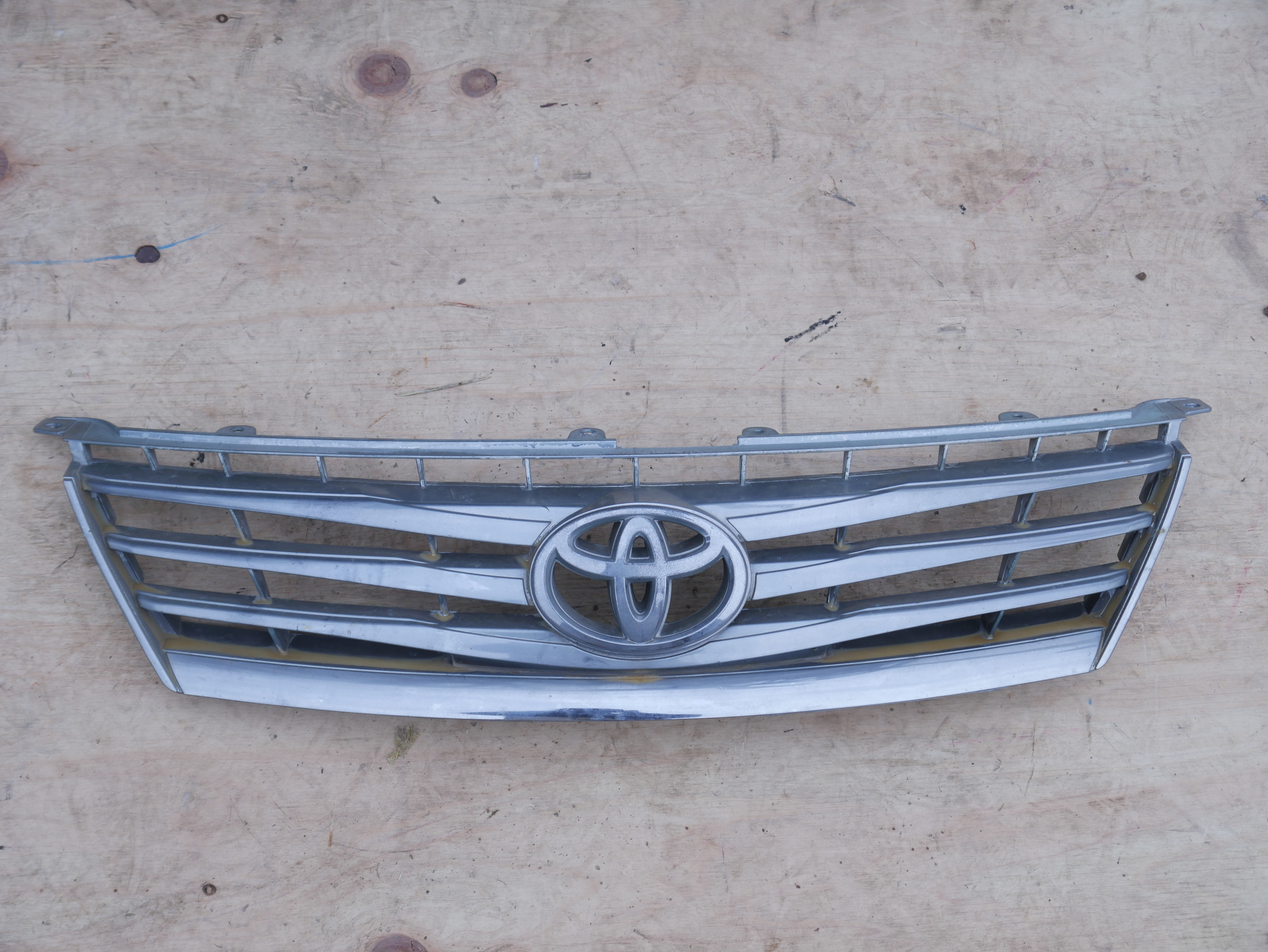 Toyota Mark X Grille