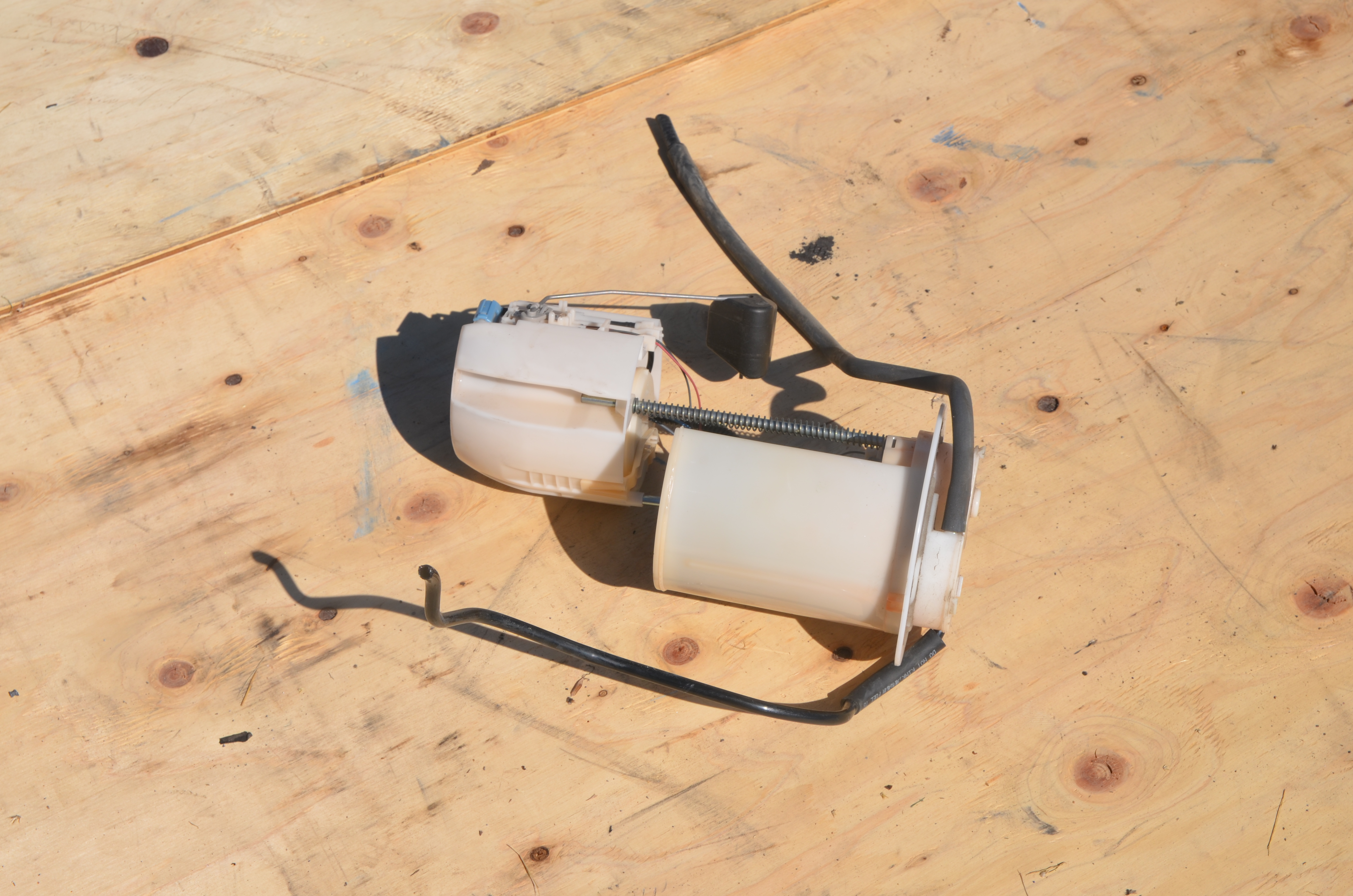 Toyota Aqua Fuel Pump housing