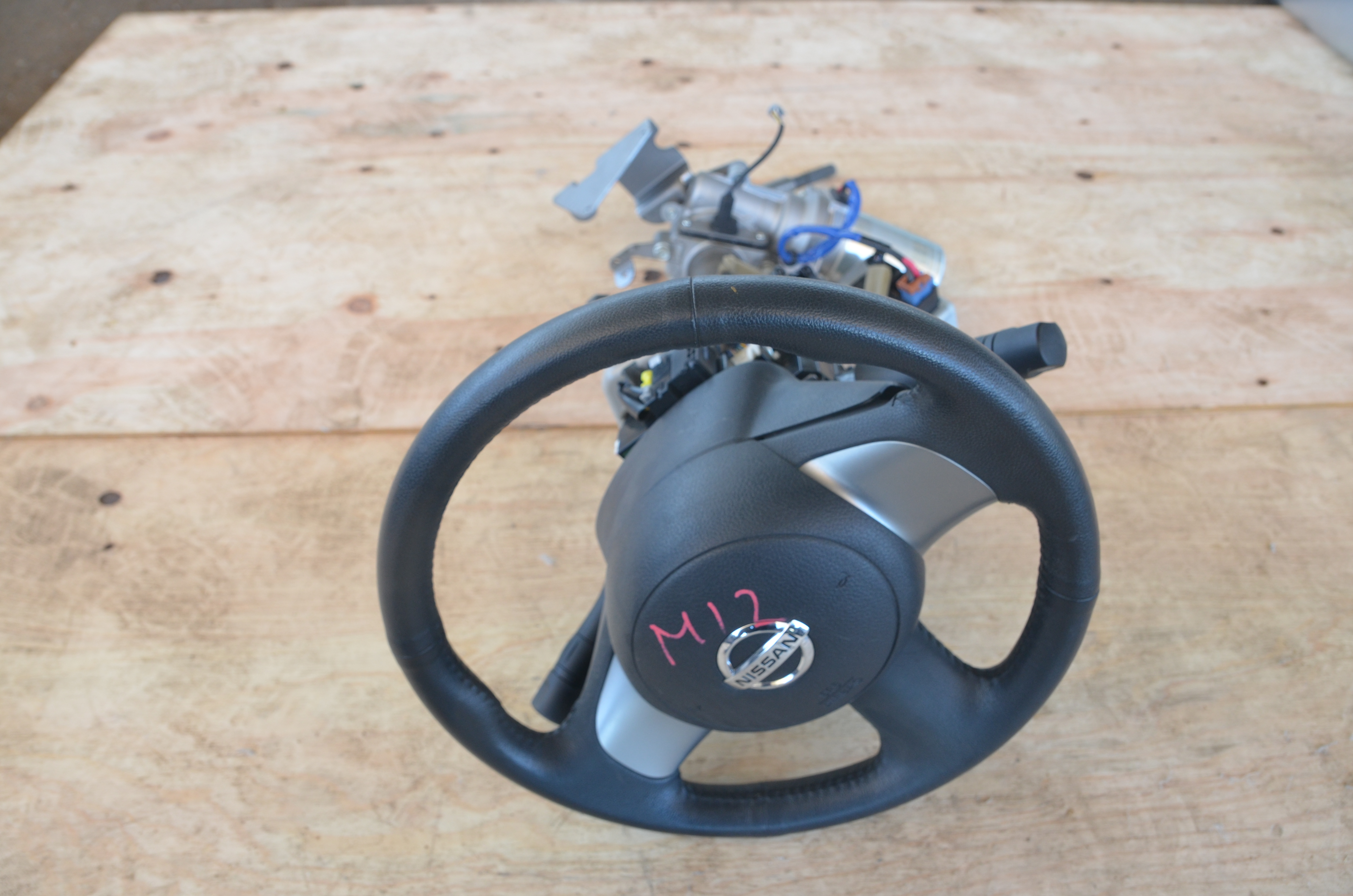 Nissan NoteSteering Wheel with Column