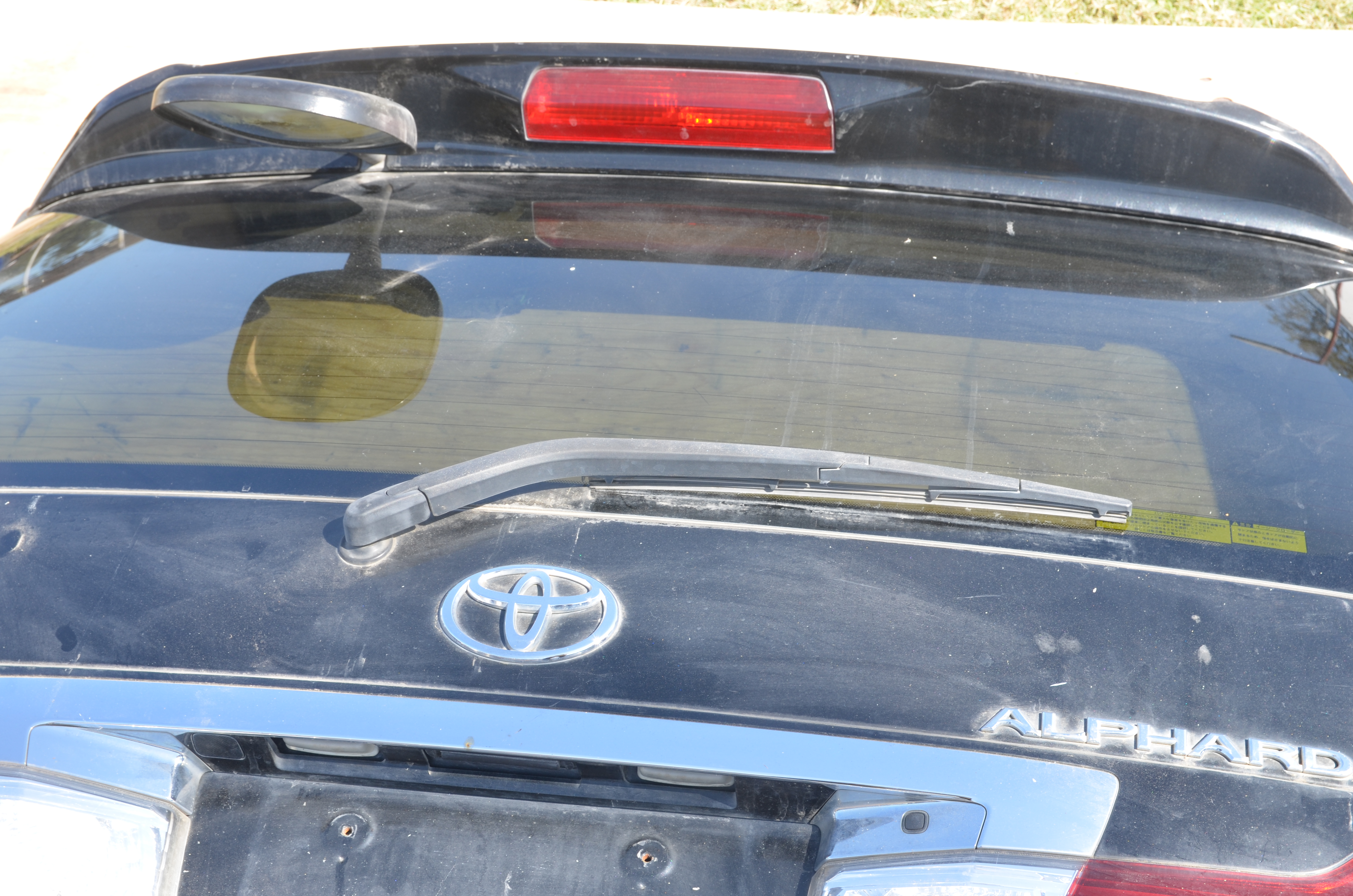 Toyota Alphard Boot lid
