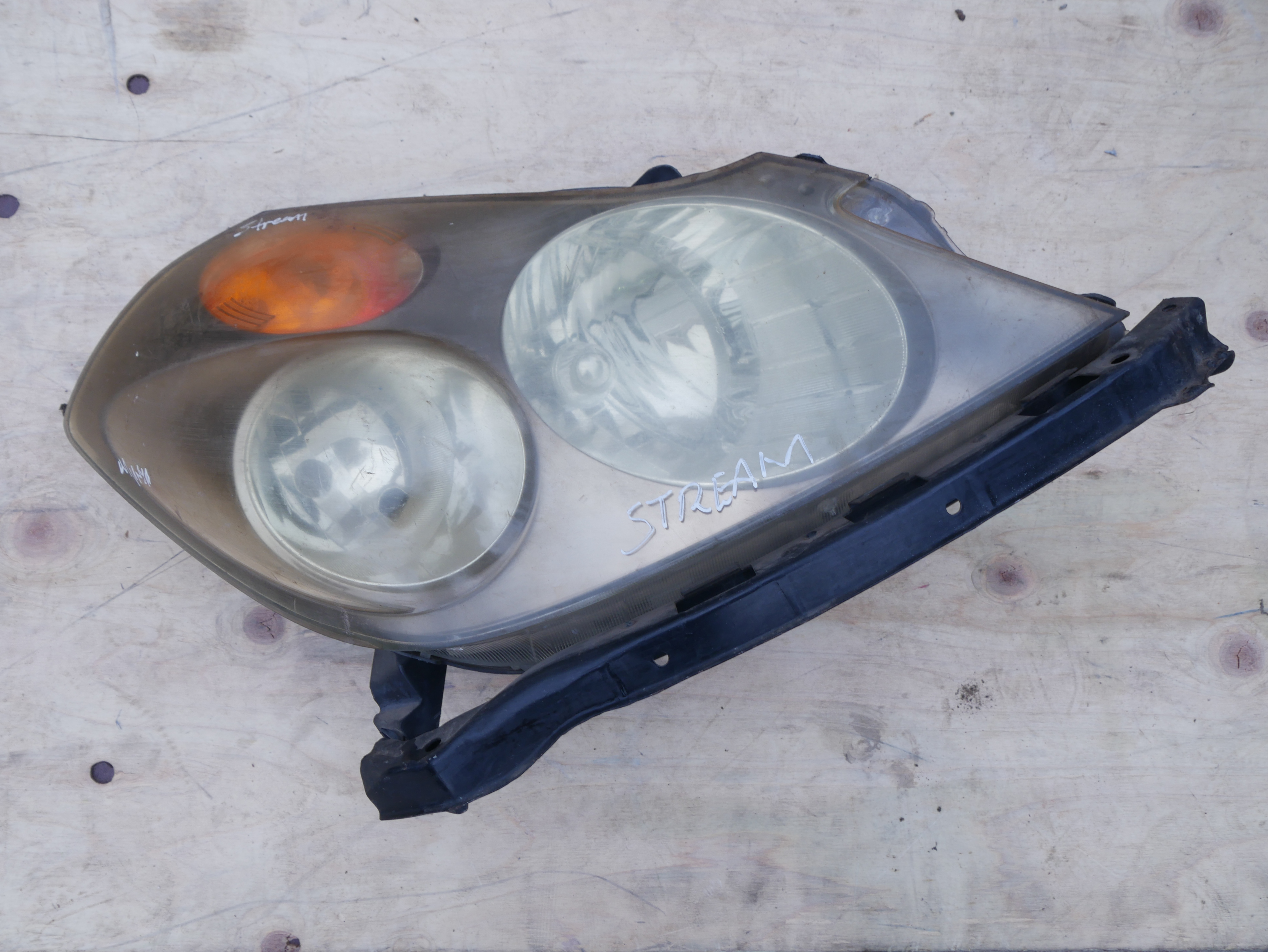 Stream old Headlight