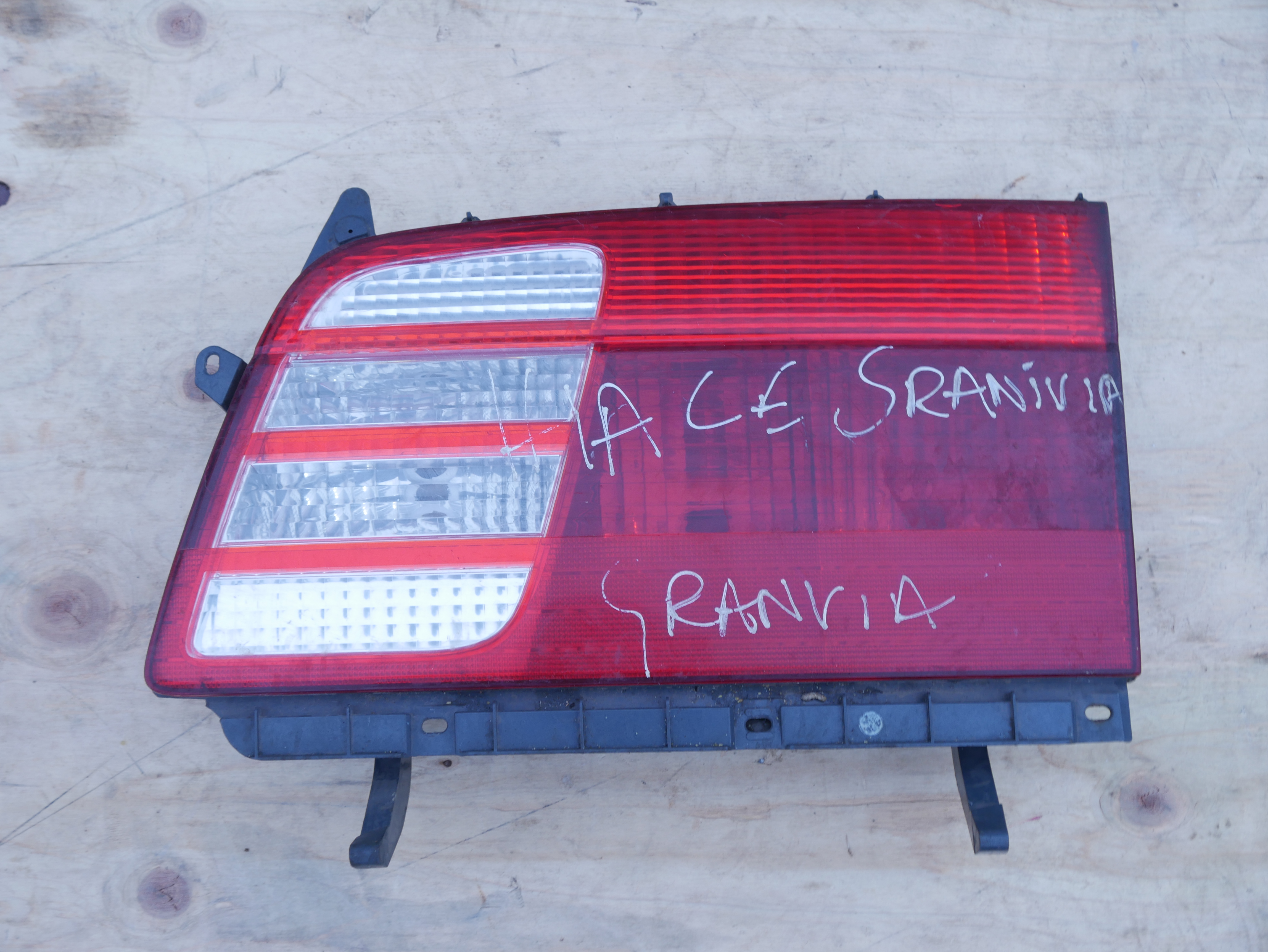 Toyota Granvia Tail Light