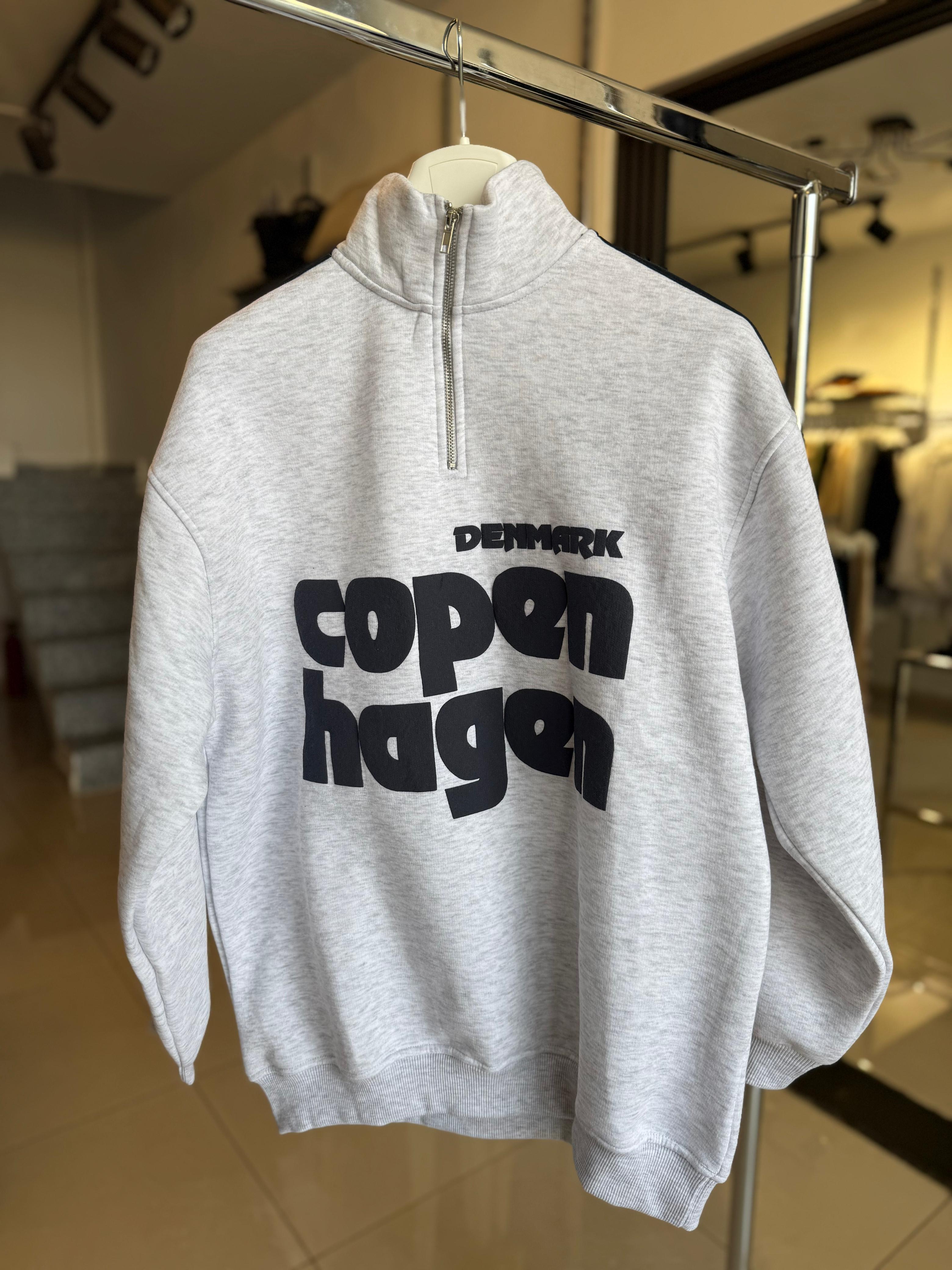 Sweater fleece inside