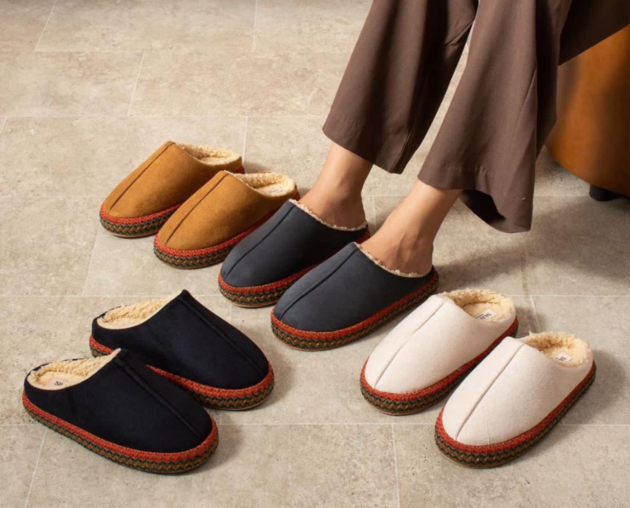 Slippers 