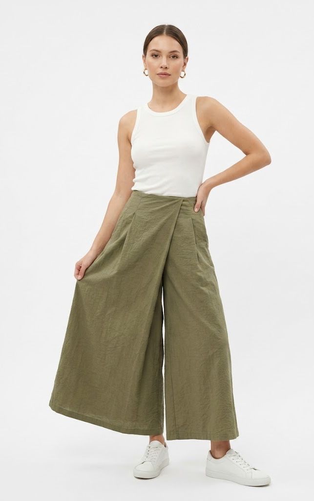 wide-leg palazzo pants