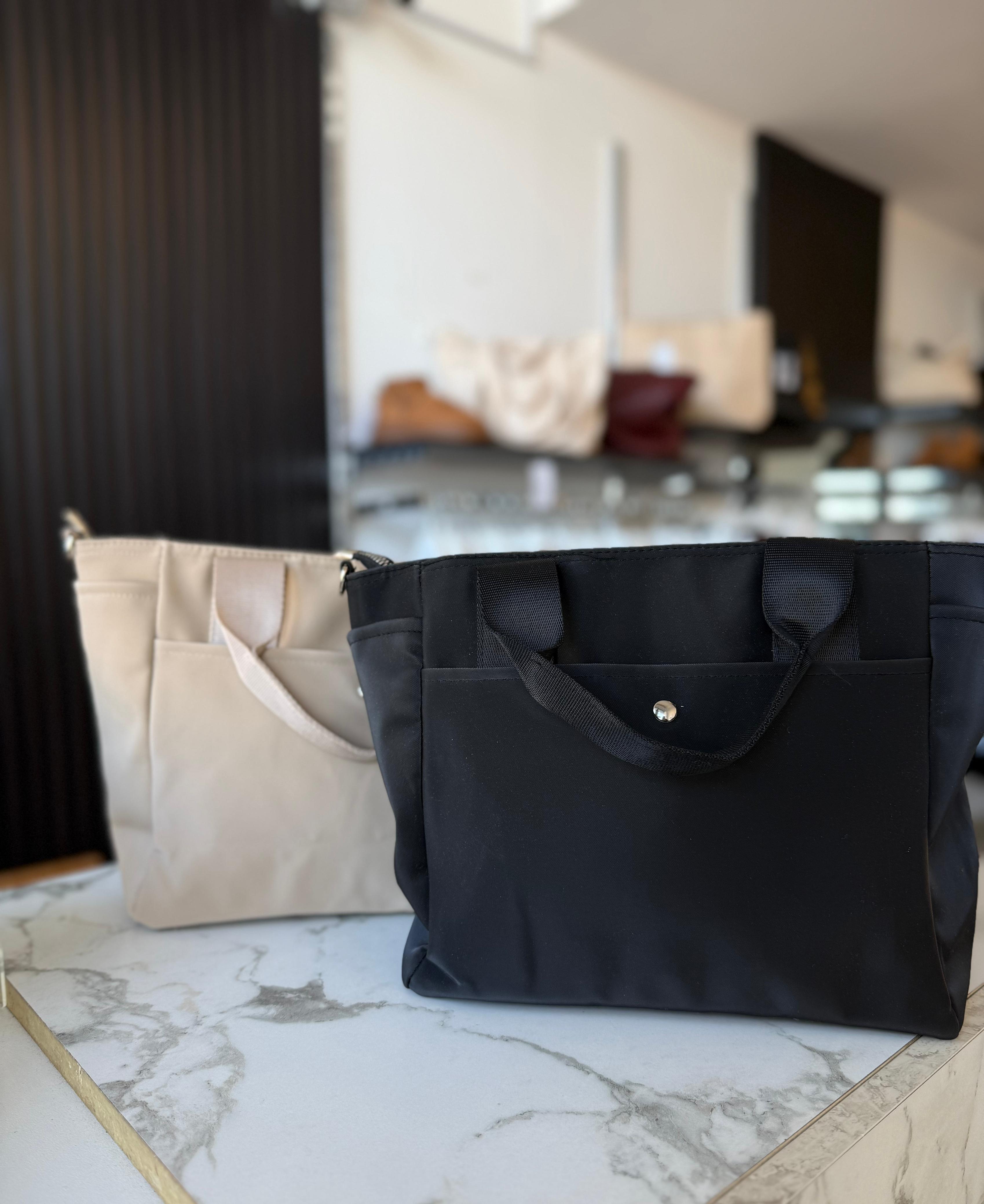 Tote bag