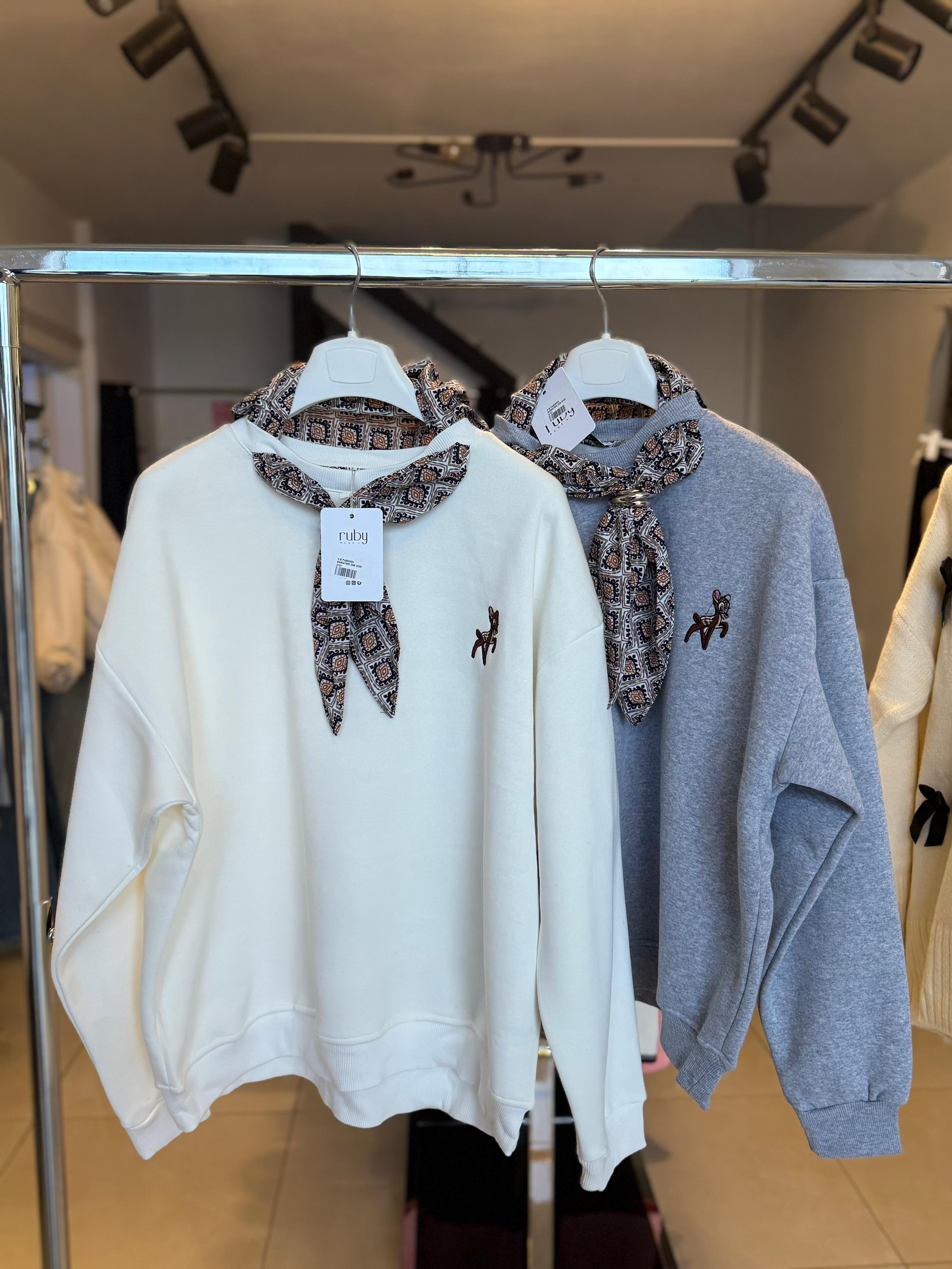 Sweater scarf fleece inside 