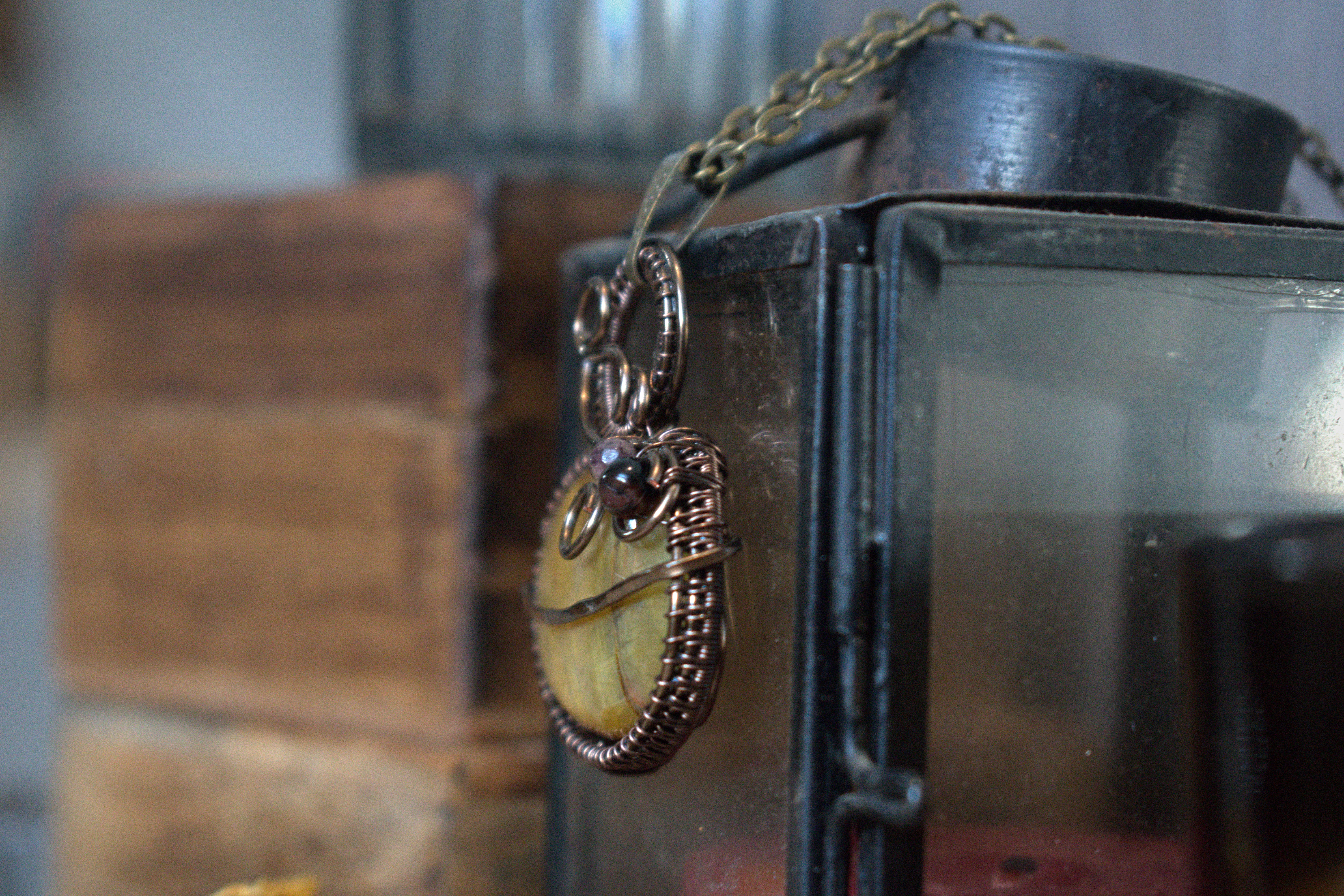 Collier ~Autour de Saturne~ Nellite