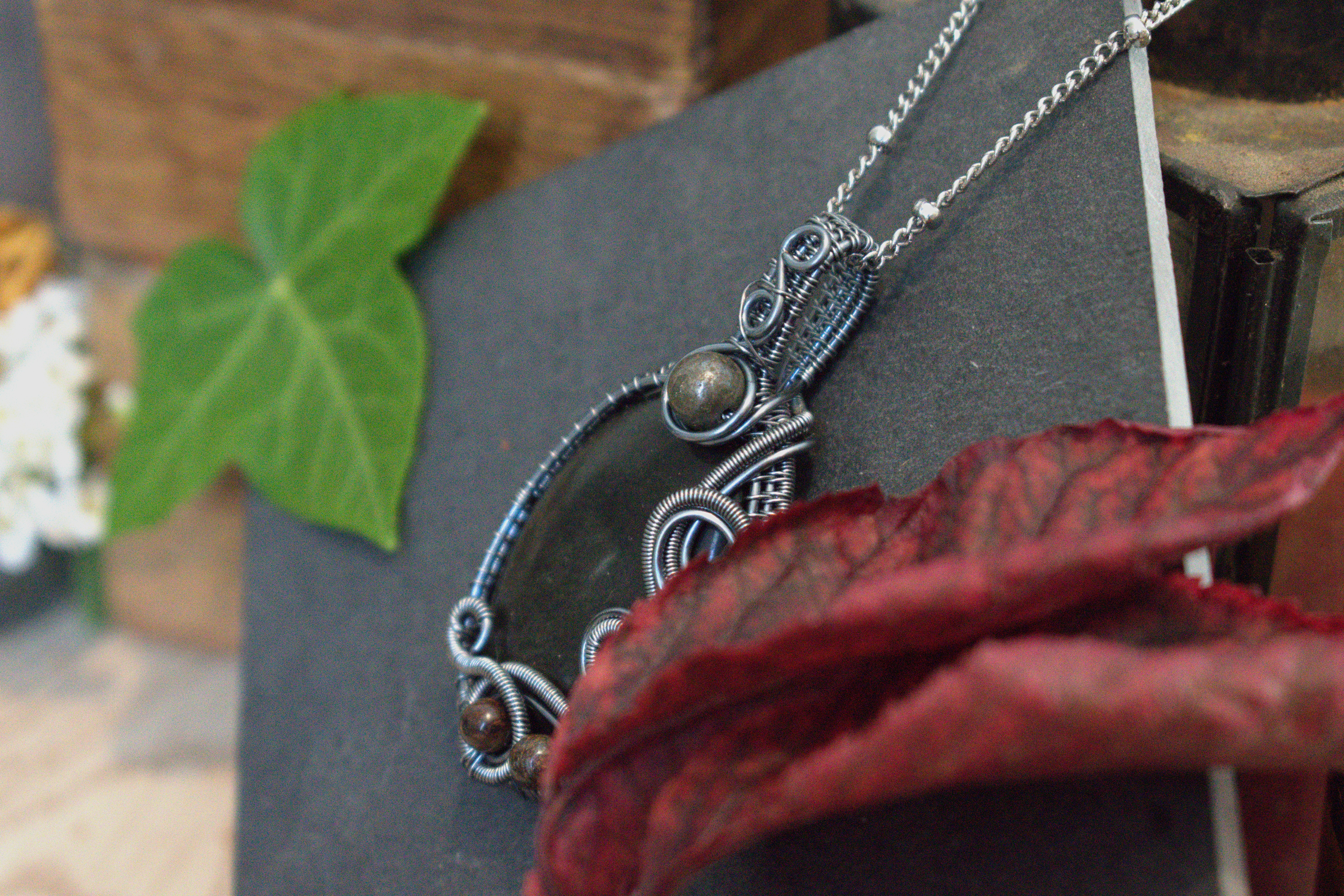 Collier ~Regard sur Mercure~ Obsidienne Argentée