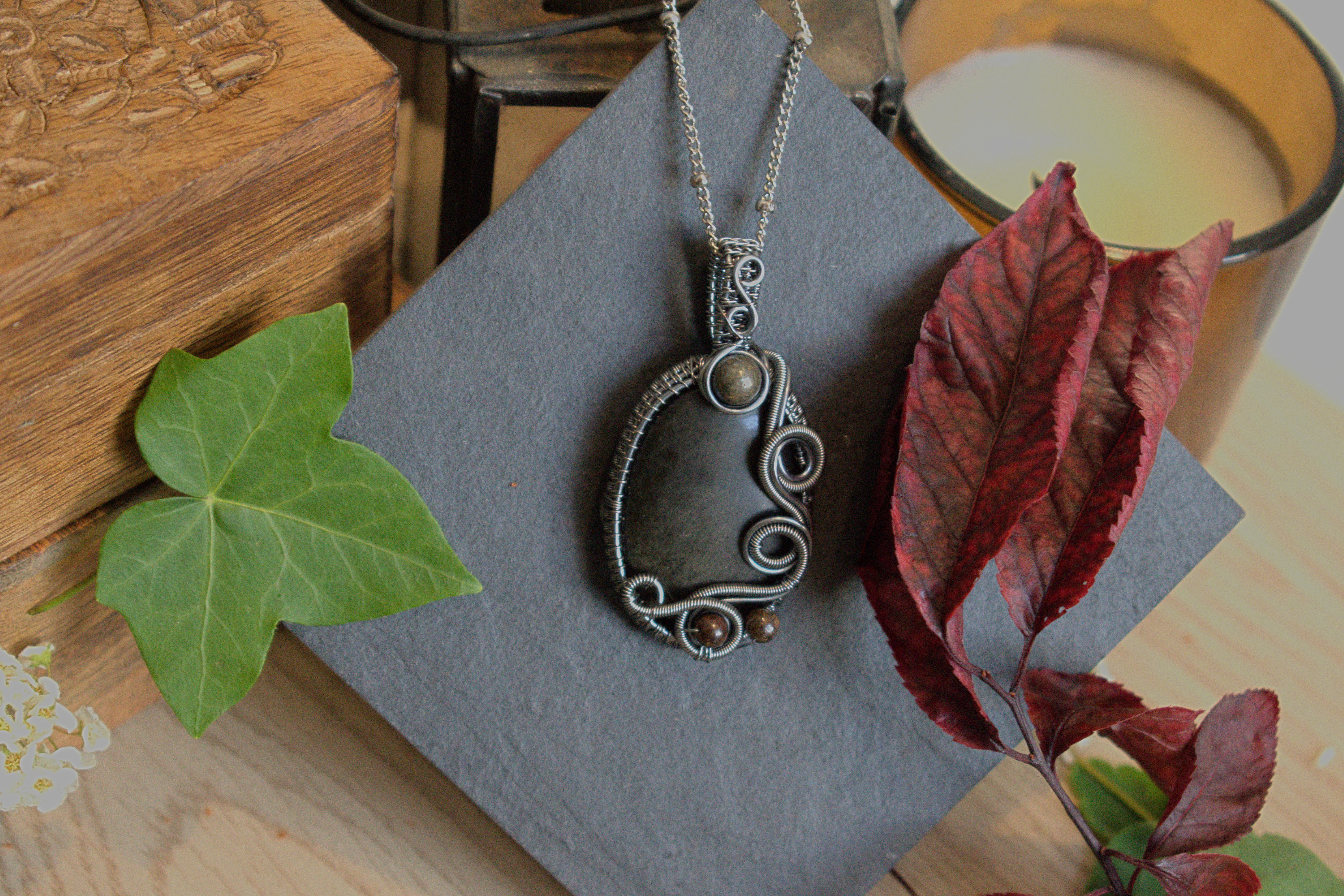 Collier ~Regard sur Mercure~ Obsidienne Argentée