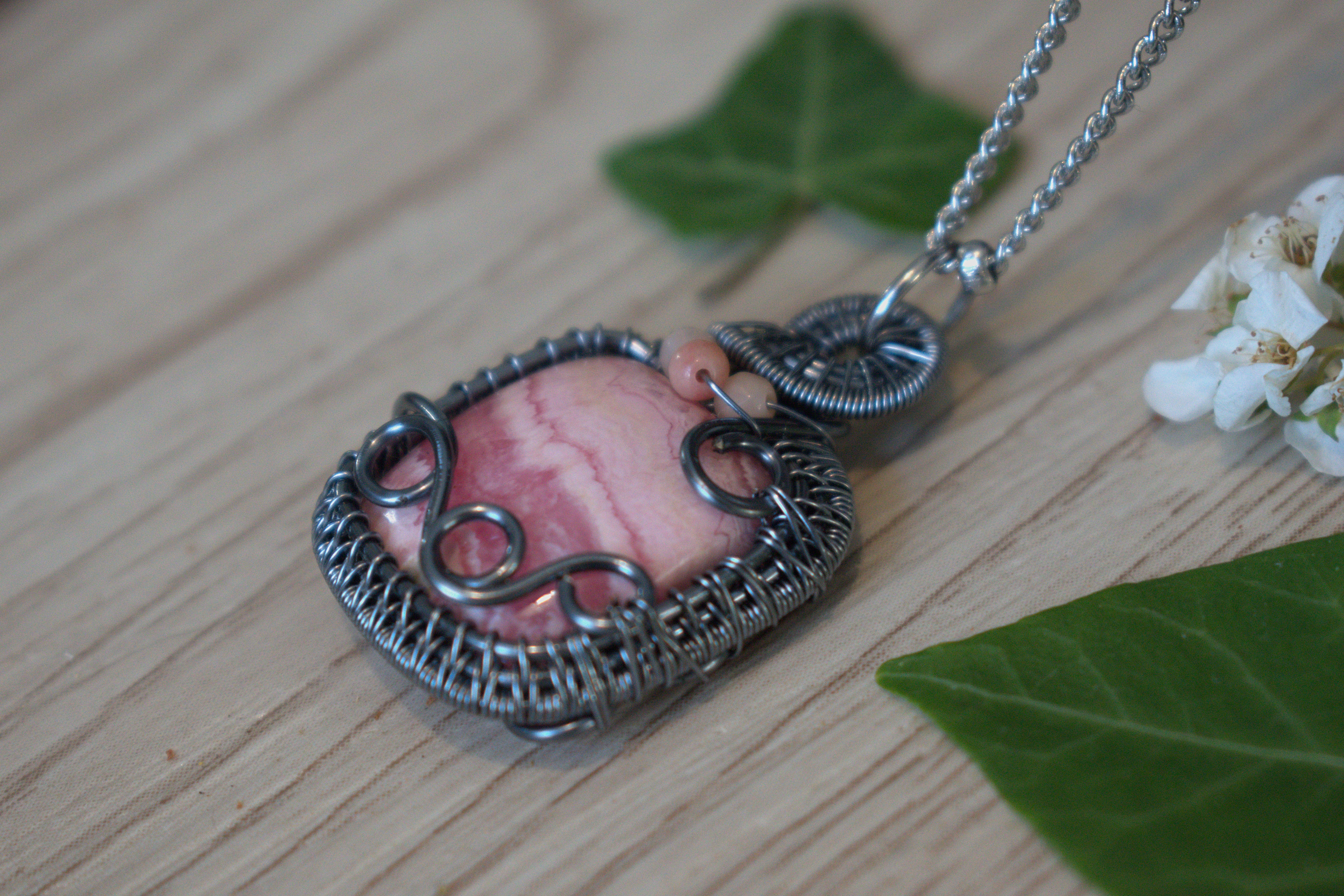 Collier ~Rose Eternelle~ Rhodocrosite
