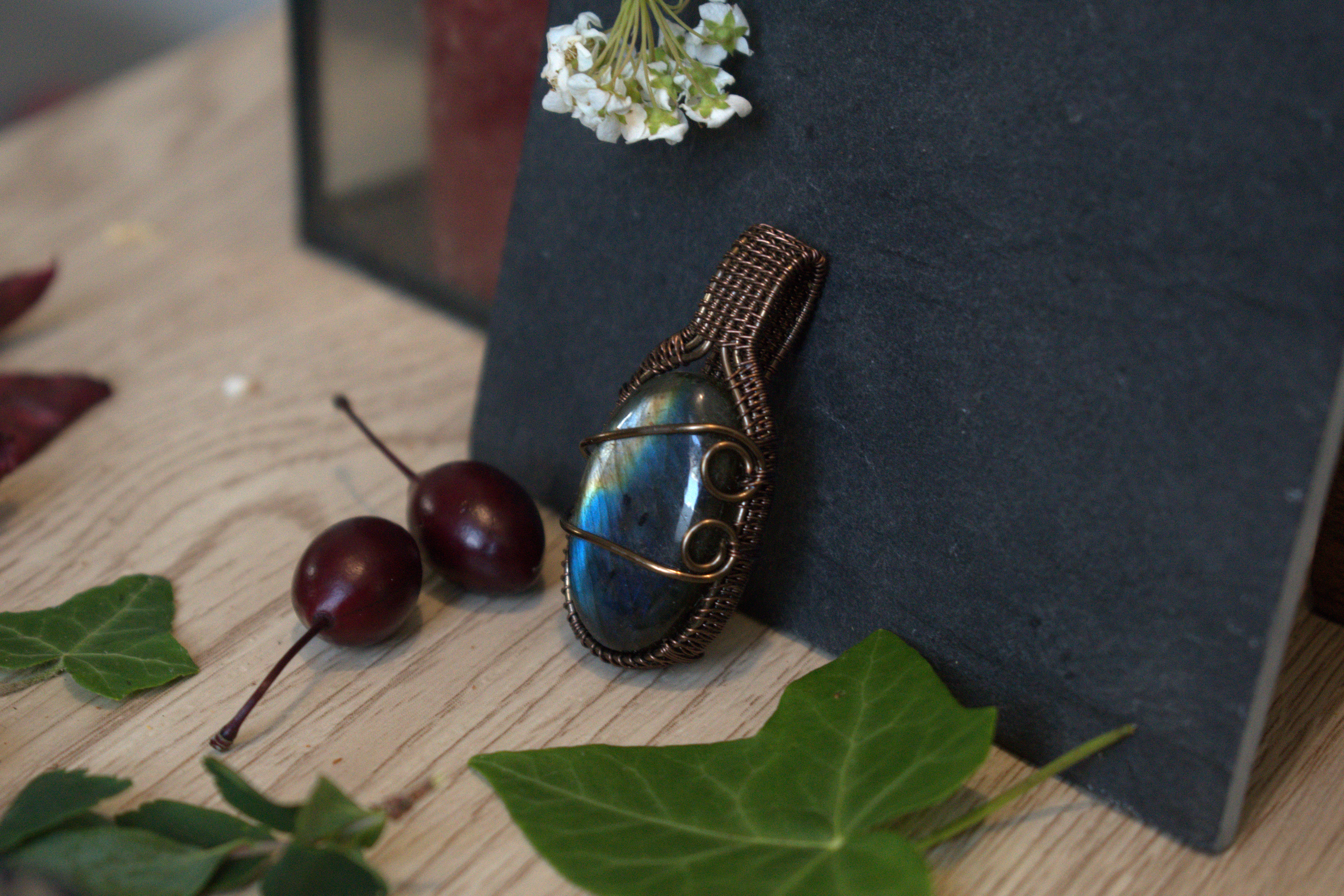 Collier ~Nigelle Hivernale~ Labradorite