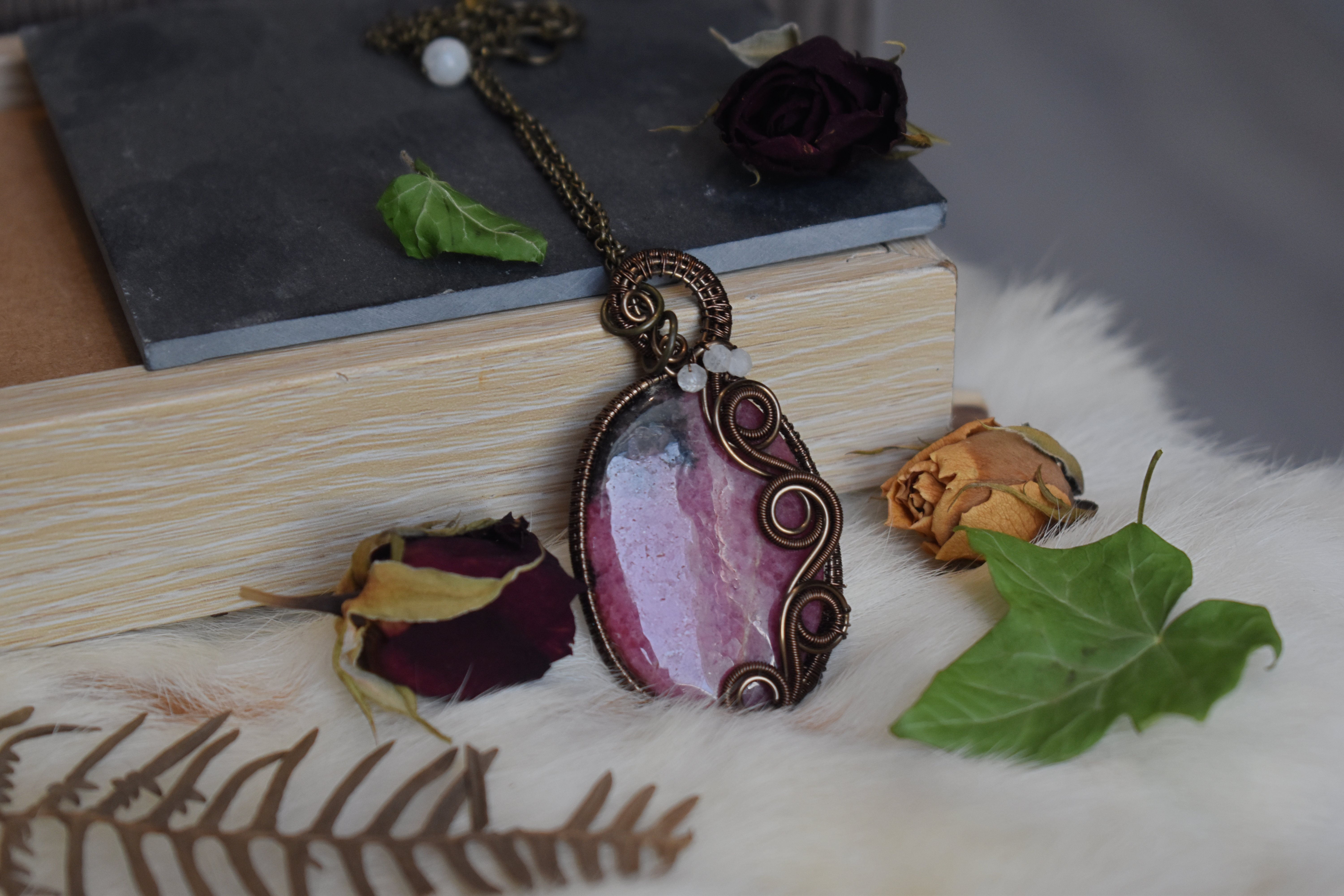 Collier ~Douce Etreinte~ Rhodonite 