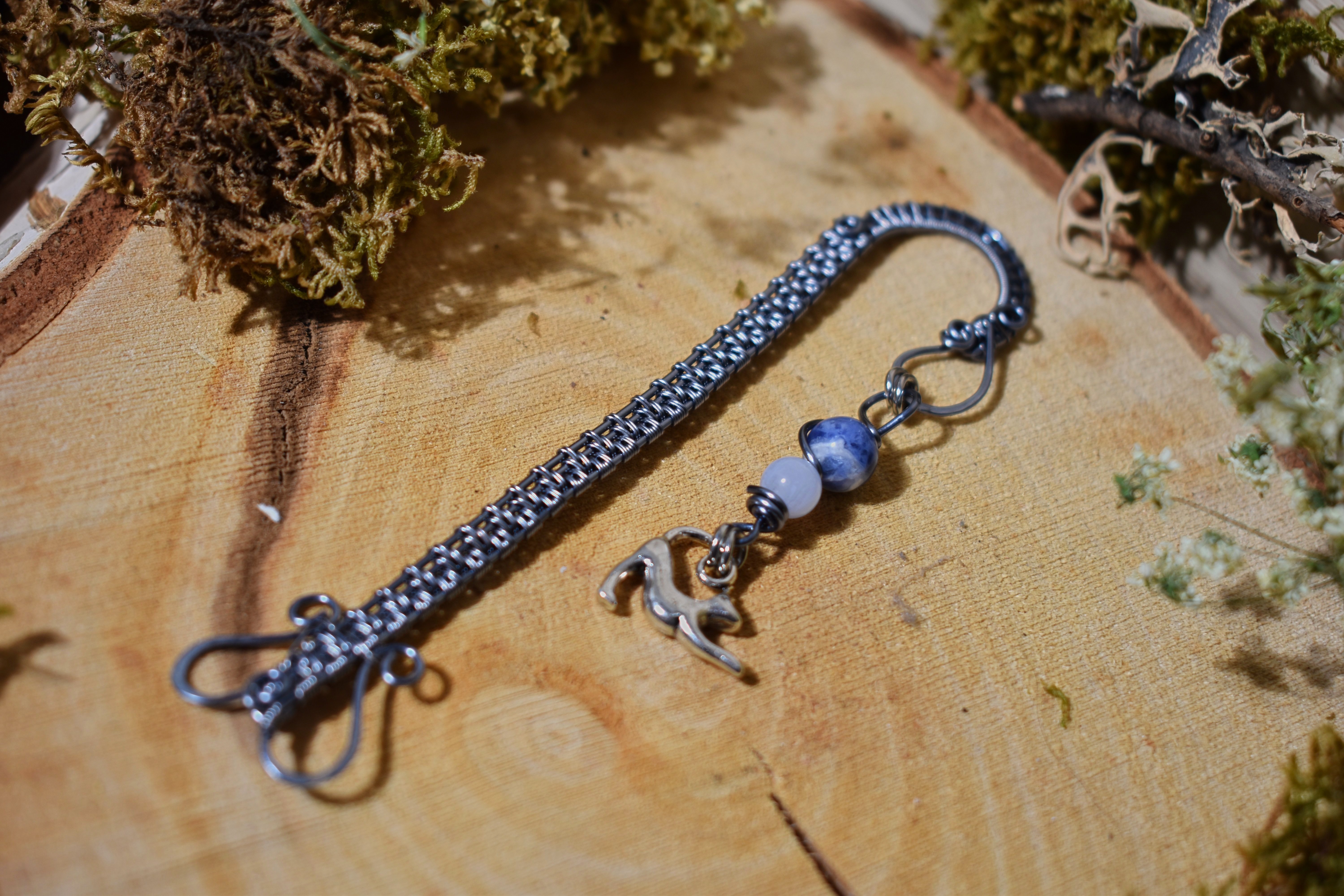 Marque Pages ~Gardien des Mots~ Sodalite & Calcédoine Bleue