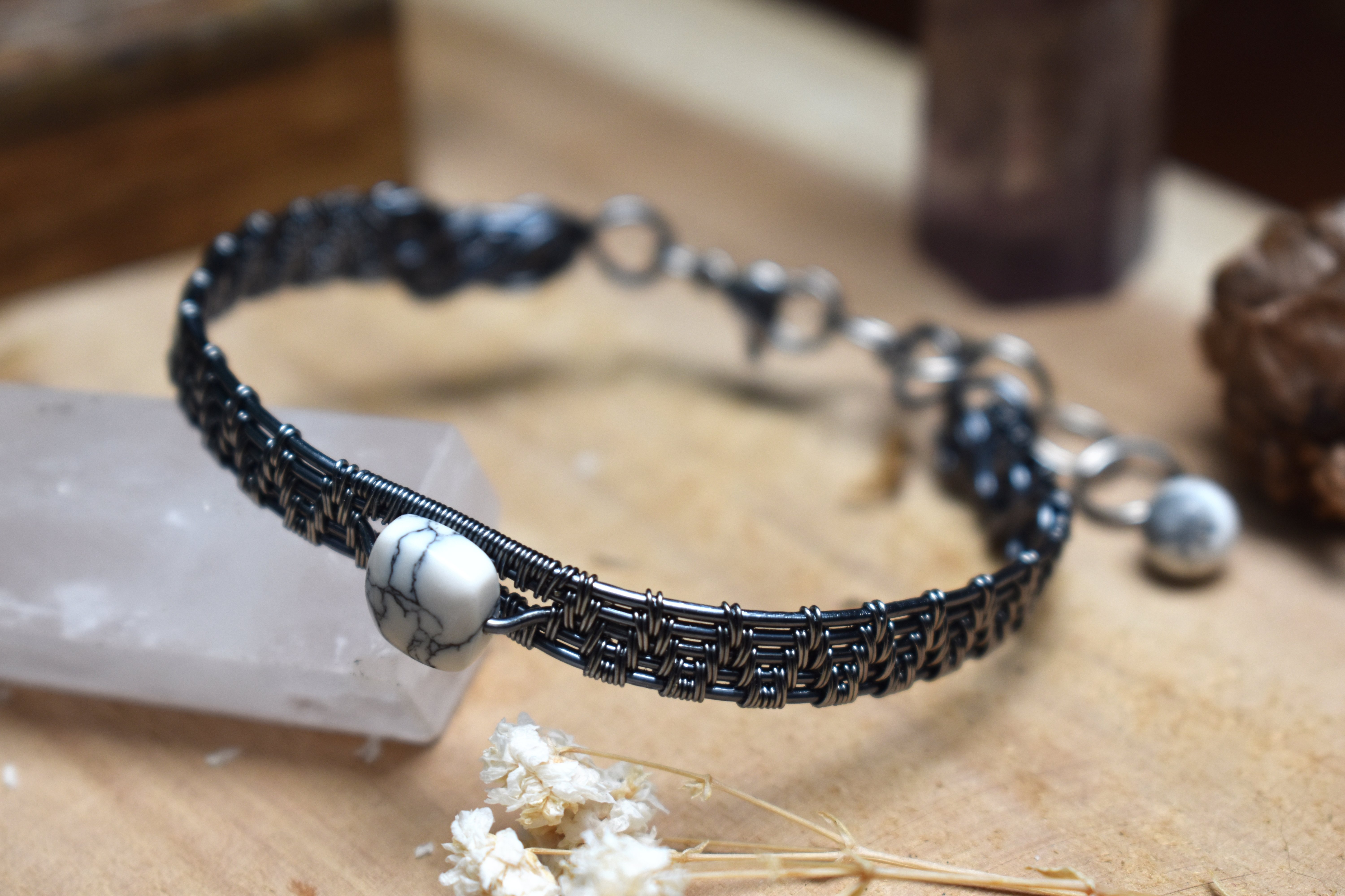 Bracelet ~Forge Précieuse~ Howlite