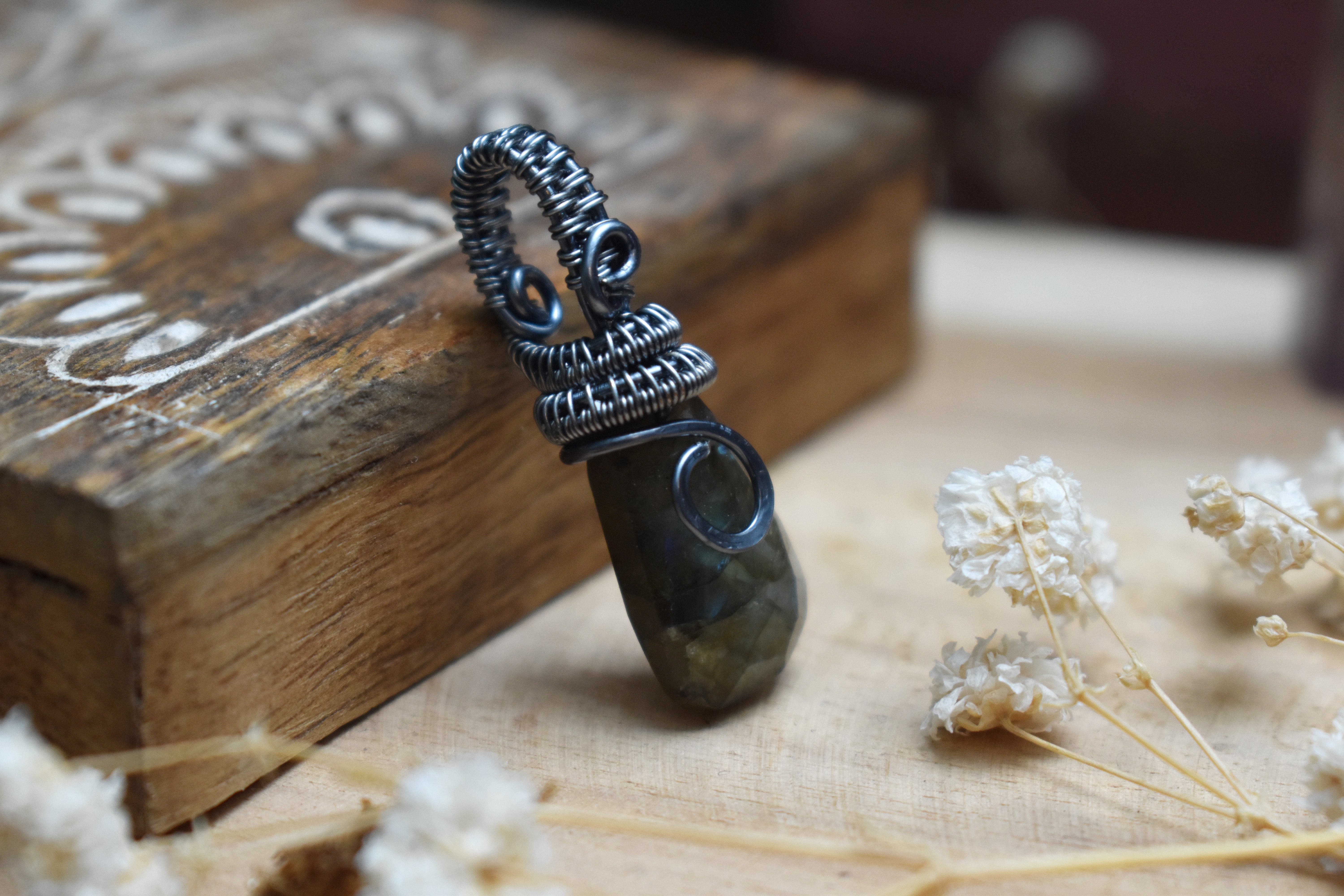 Pendentif ~Gardien du Souffle~ Labradorite 