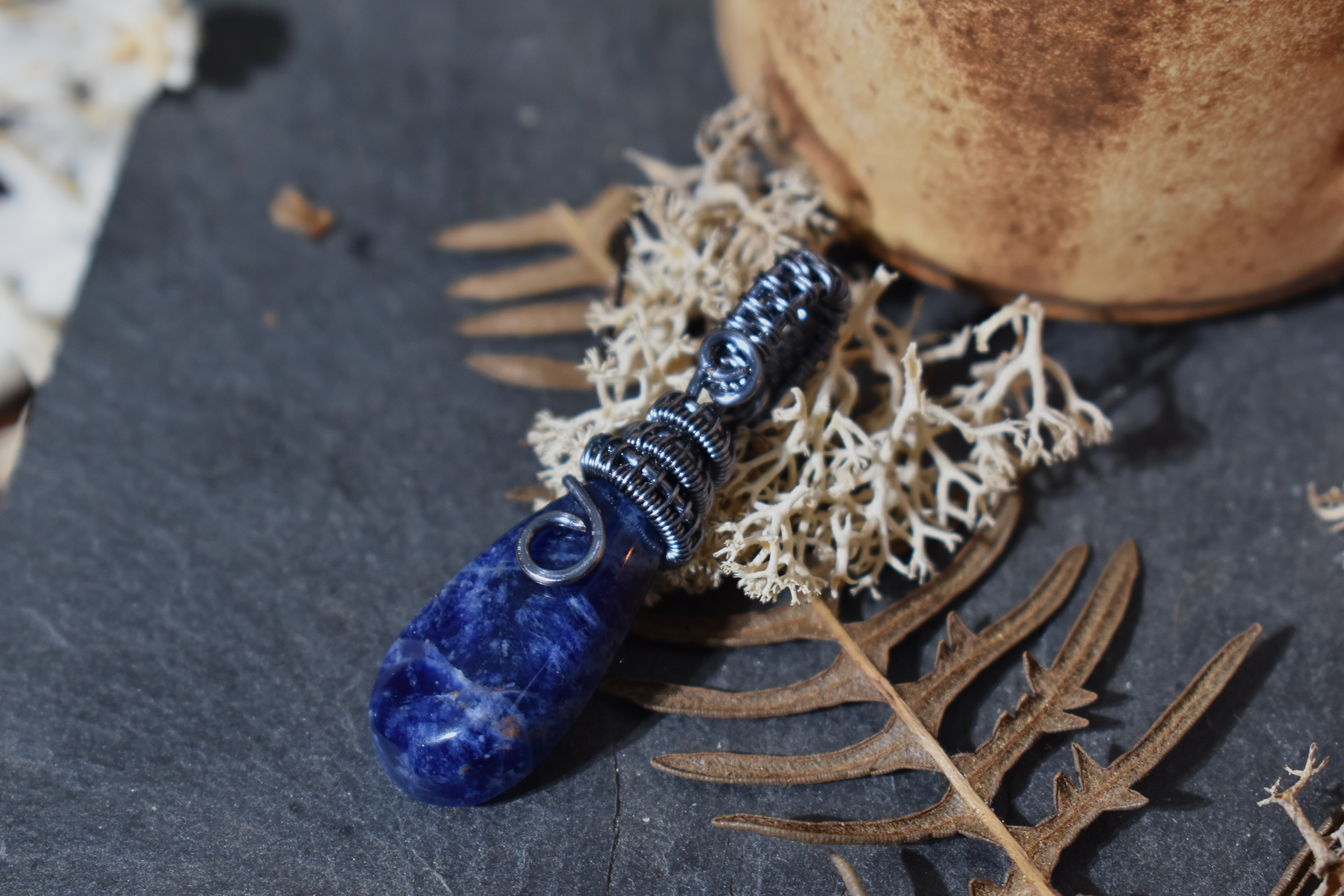 Pendentif ~Gardien du Souffle~ Sodalite