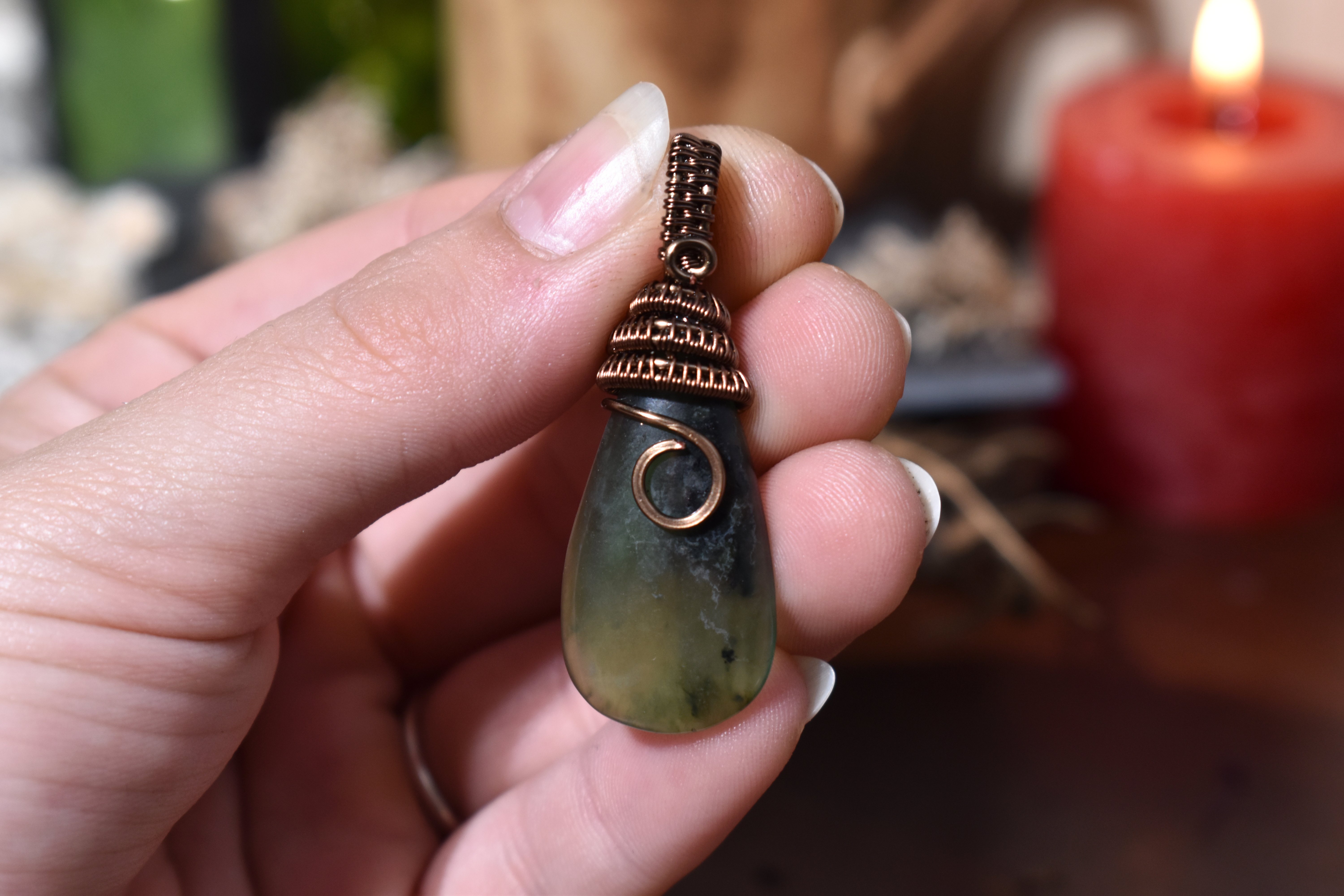 Pendentif ~Gardien du Souffle~ Jade Néphrite