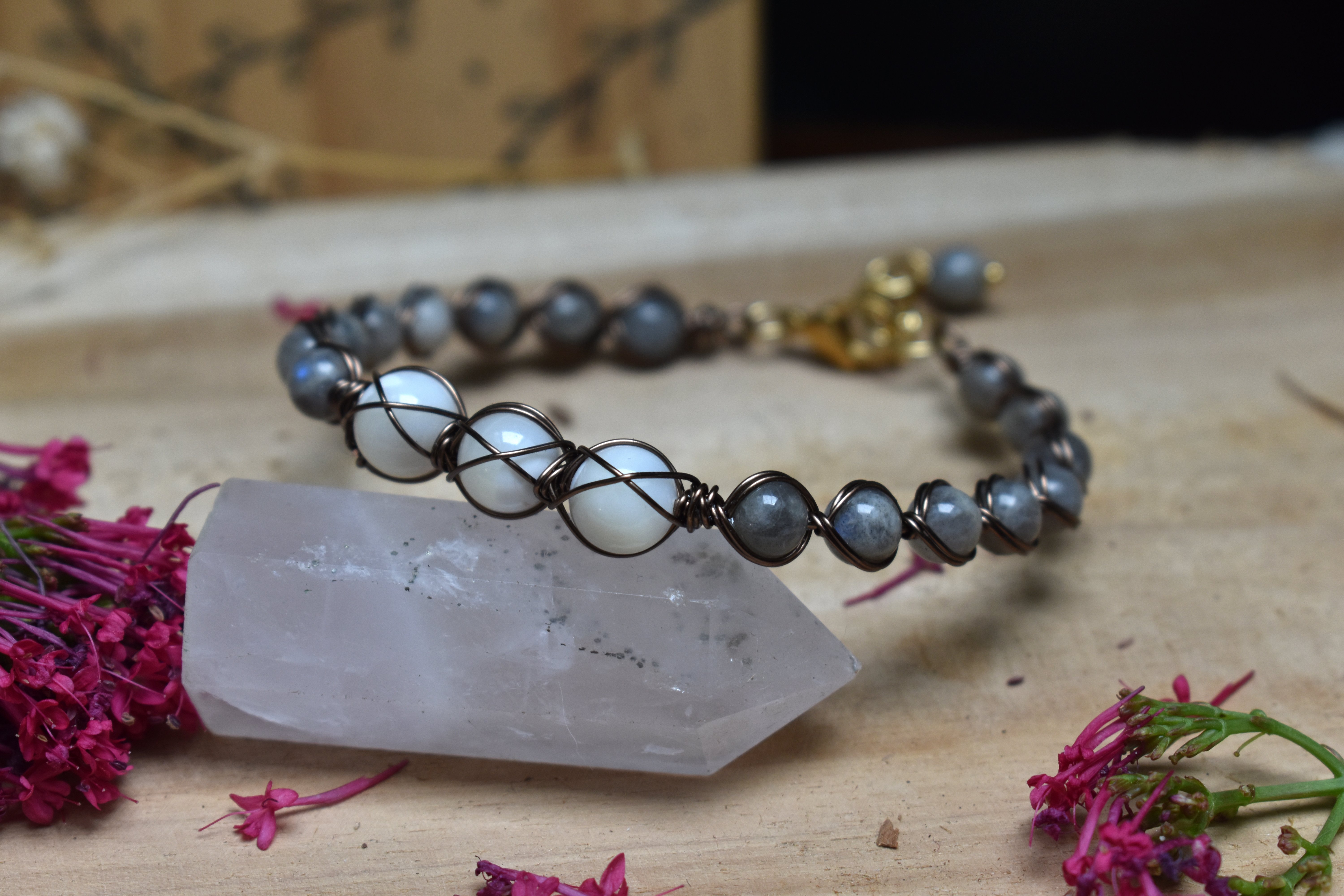 Bracelet ~Murmure des Bois~ Nacre & Labradorite