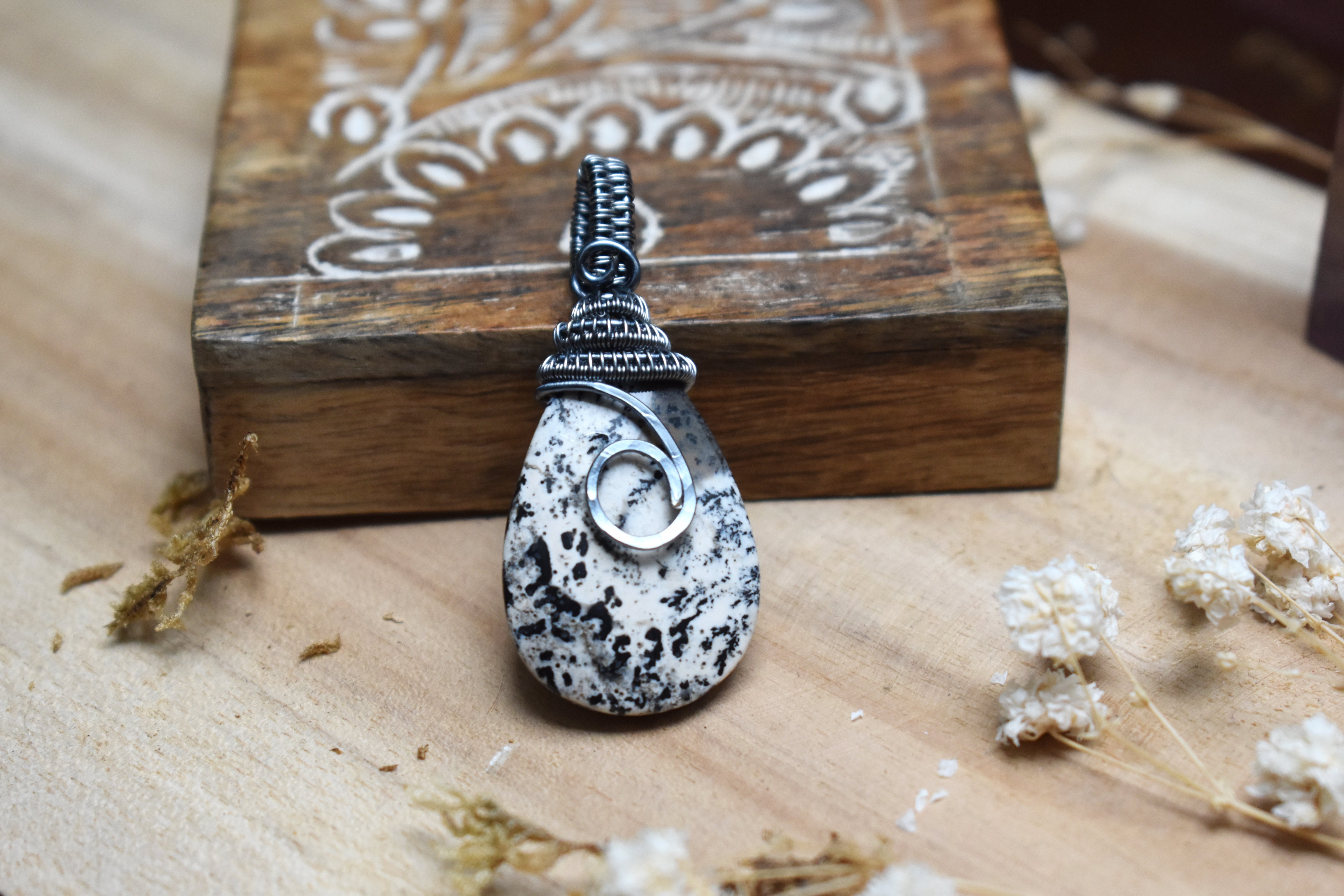 Pendentif ~Gardien du Souffle~ Opale Dentritique 