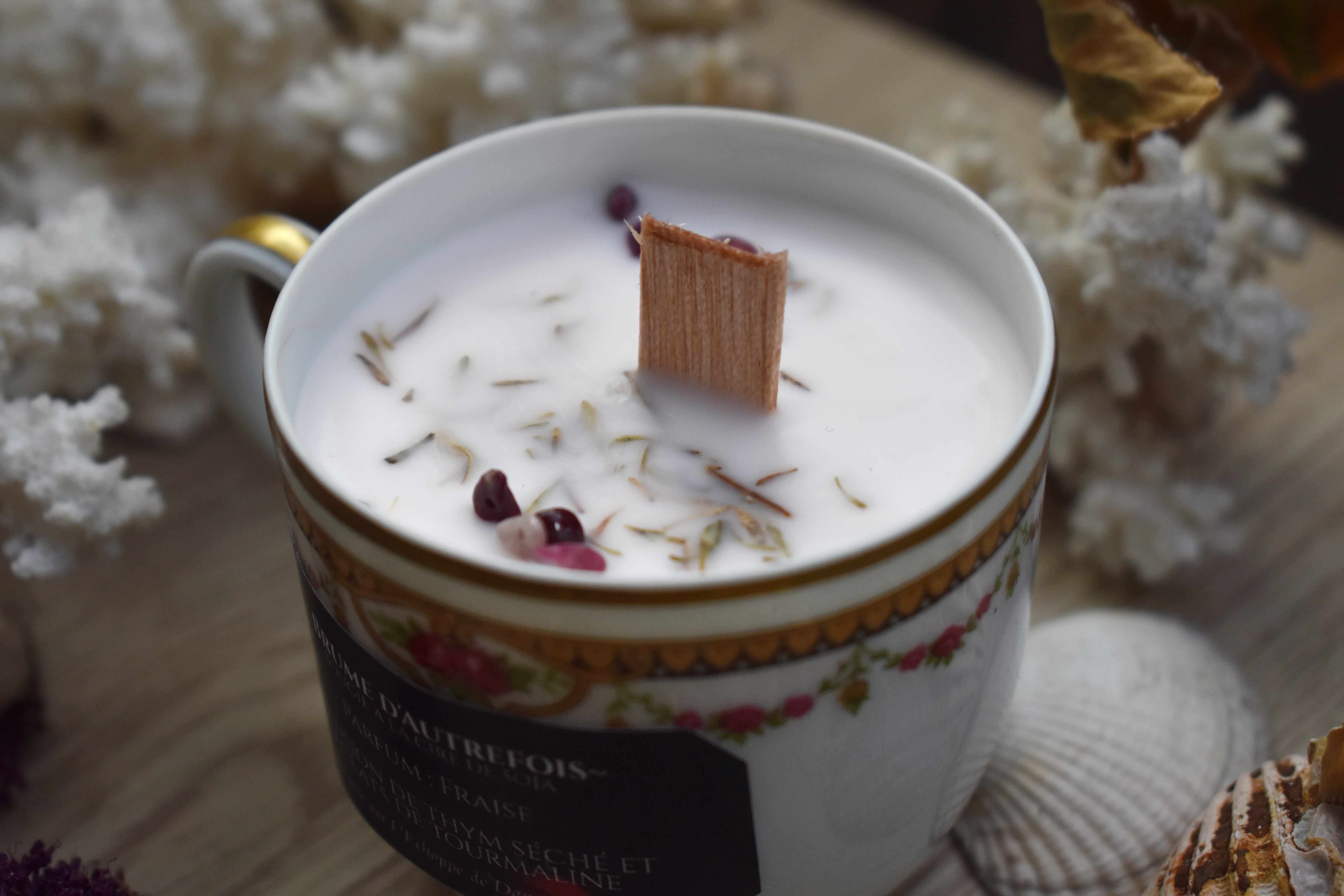 Bougie ~Brume d'Autrefois~ Fraise / 100g