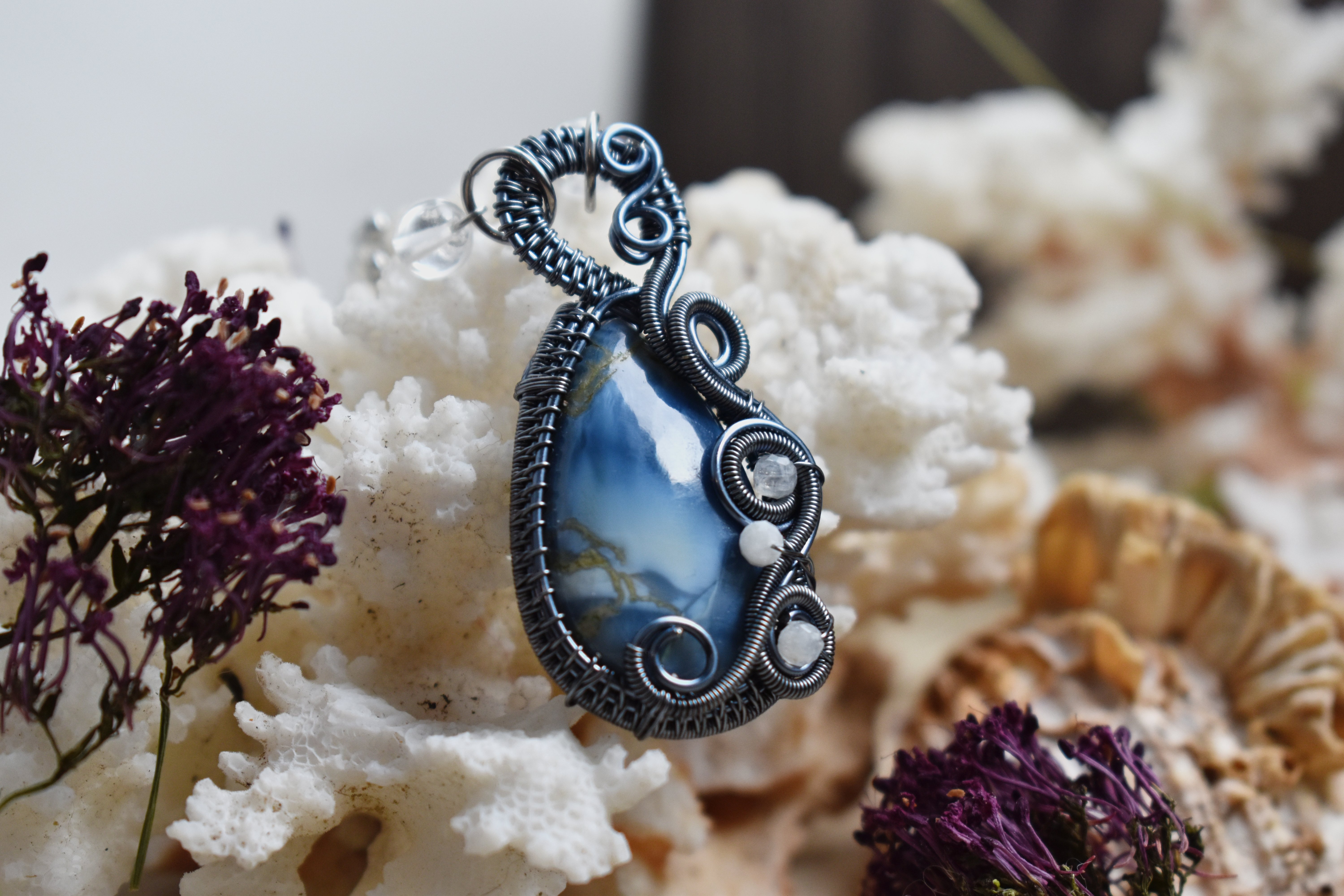 Collier ~Douce Ecume~ Opale Bleue