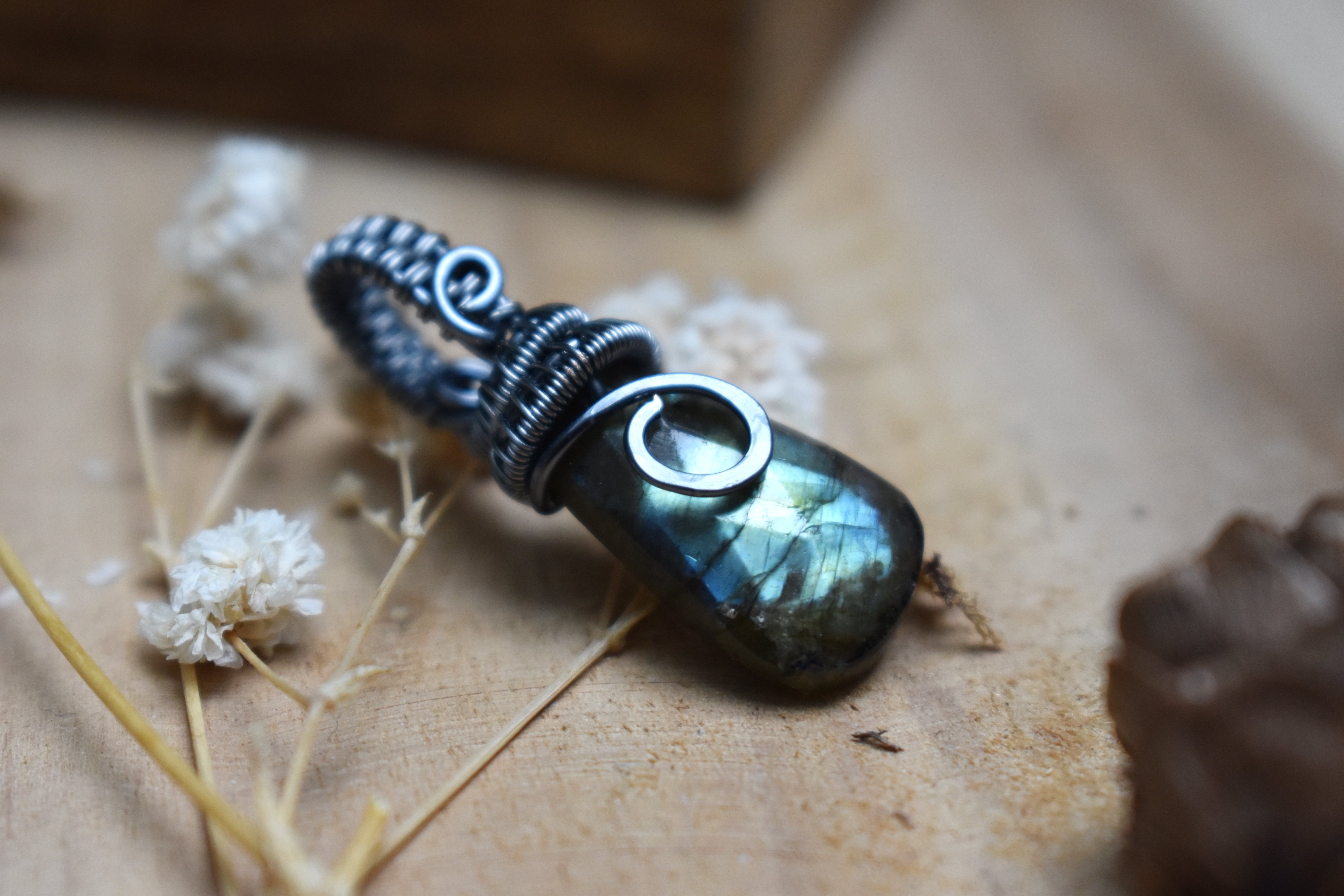 Pendentif ~Gardien du Souffle~ Labradorite 