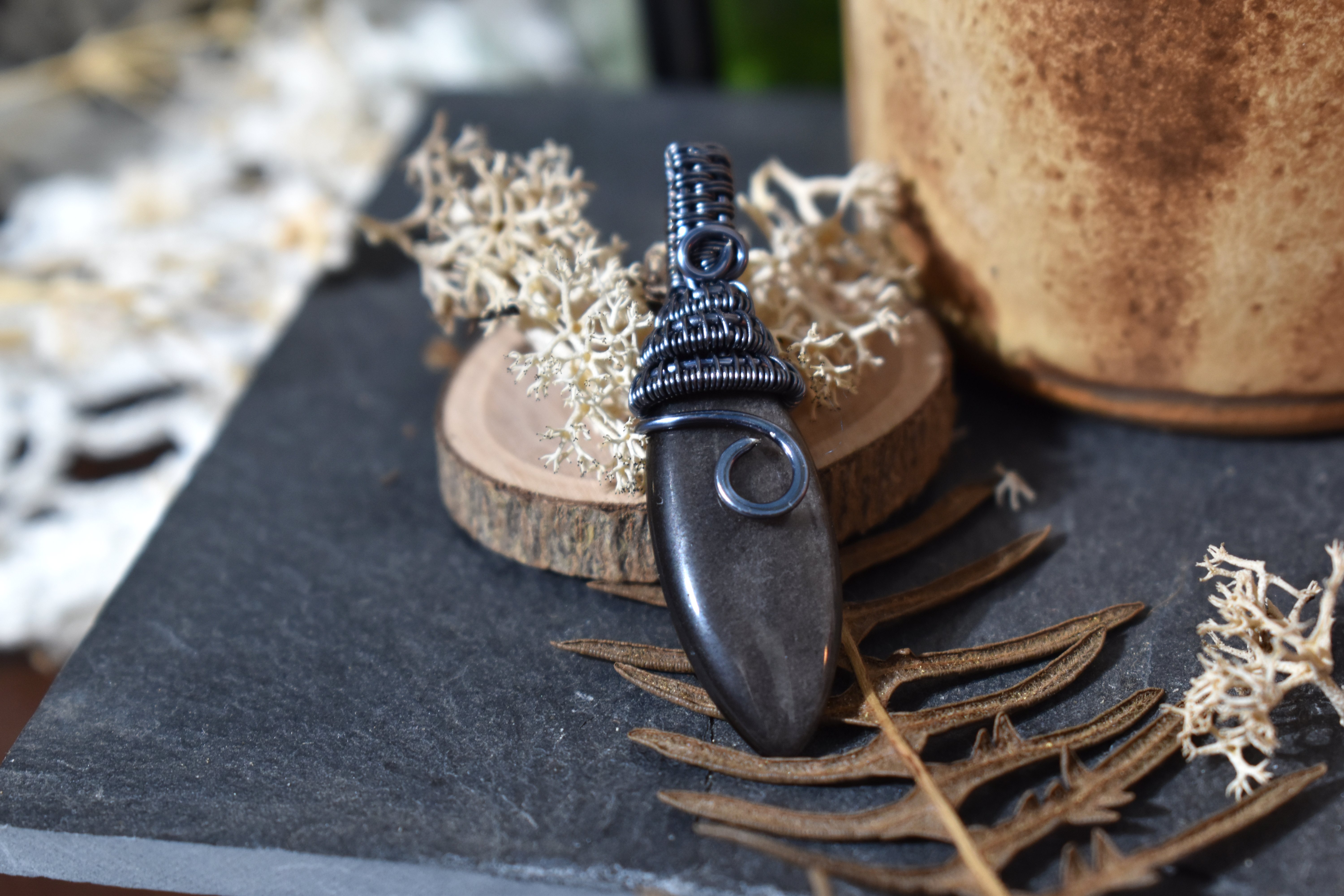 Pendentif ~Gardien du Souffle~ Obsidienne Argentée