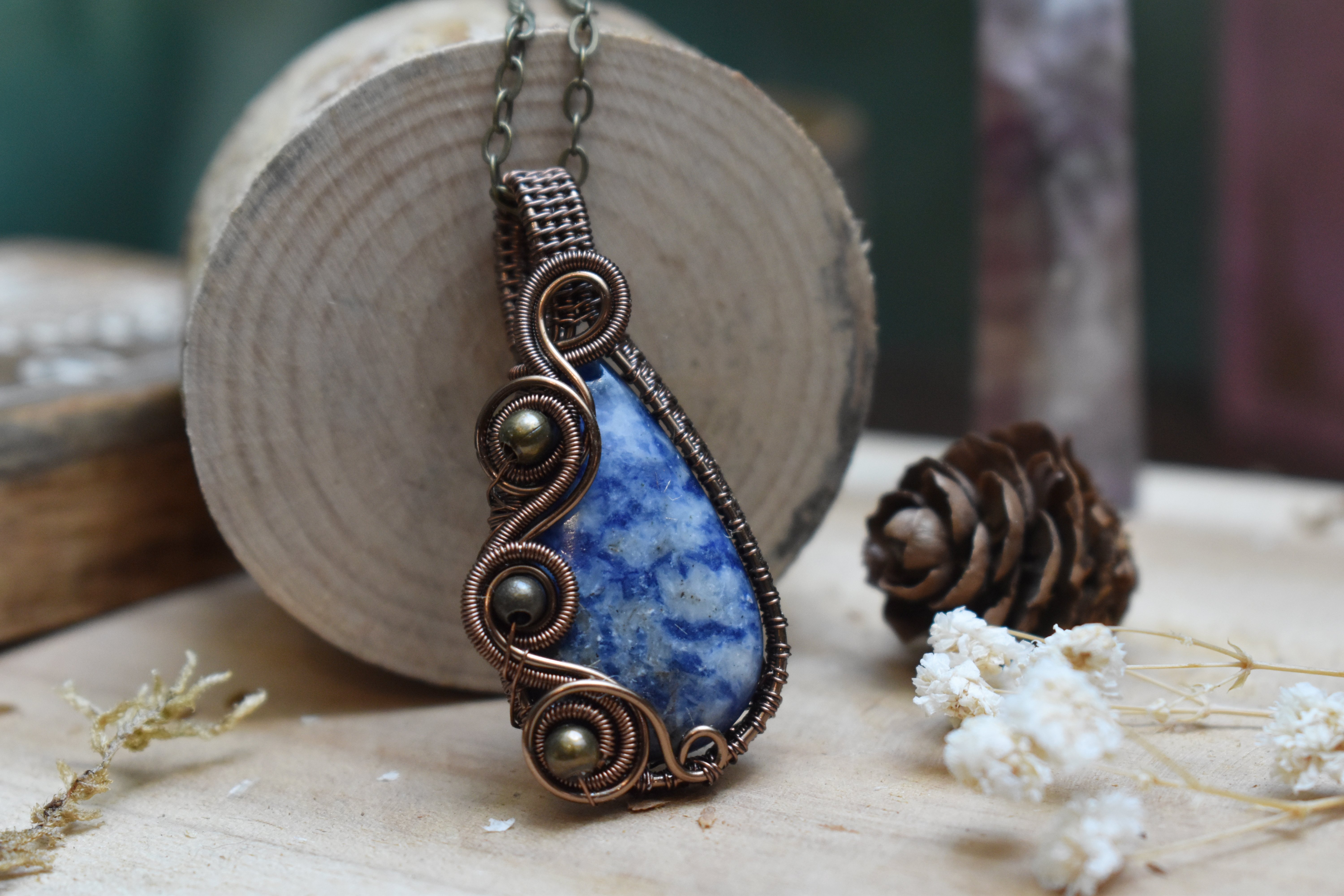 Collier ~Brume Abyssale~ Dummortiérite