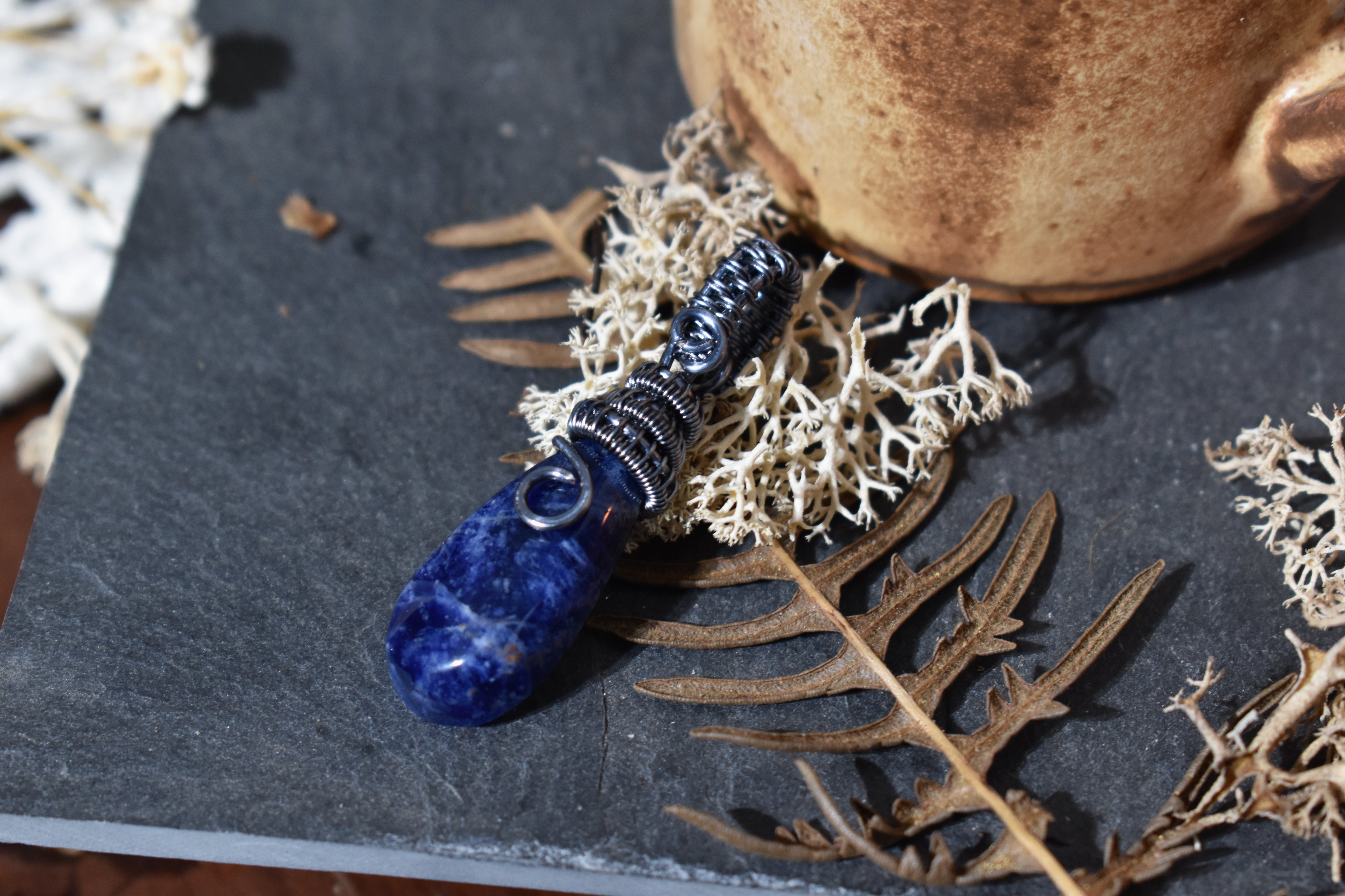 Pendentif ~Gardien du Souffle~ Sodalite