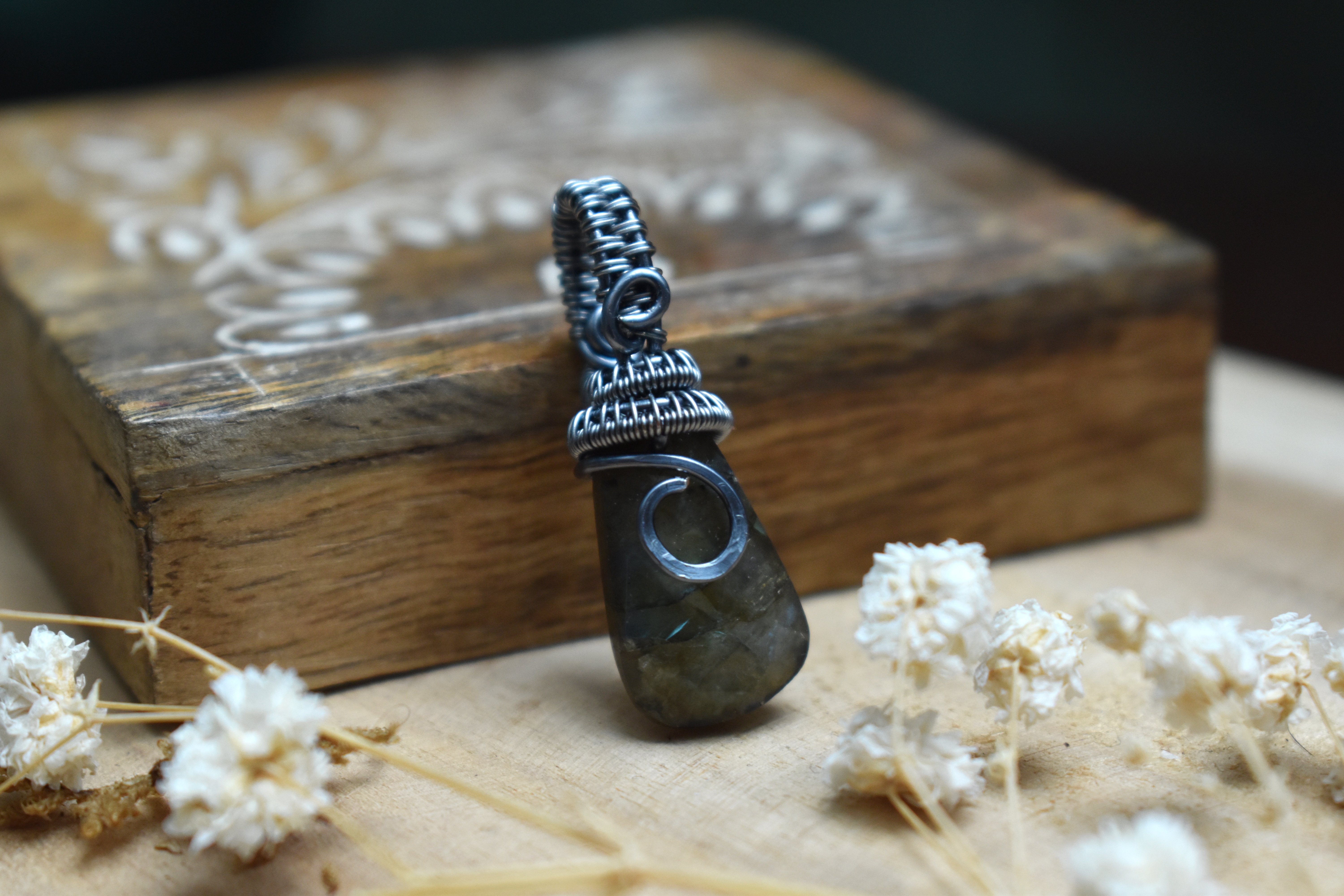 Pendentif ~Gardien du Souffle~ Labradorite 
