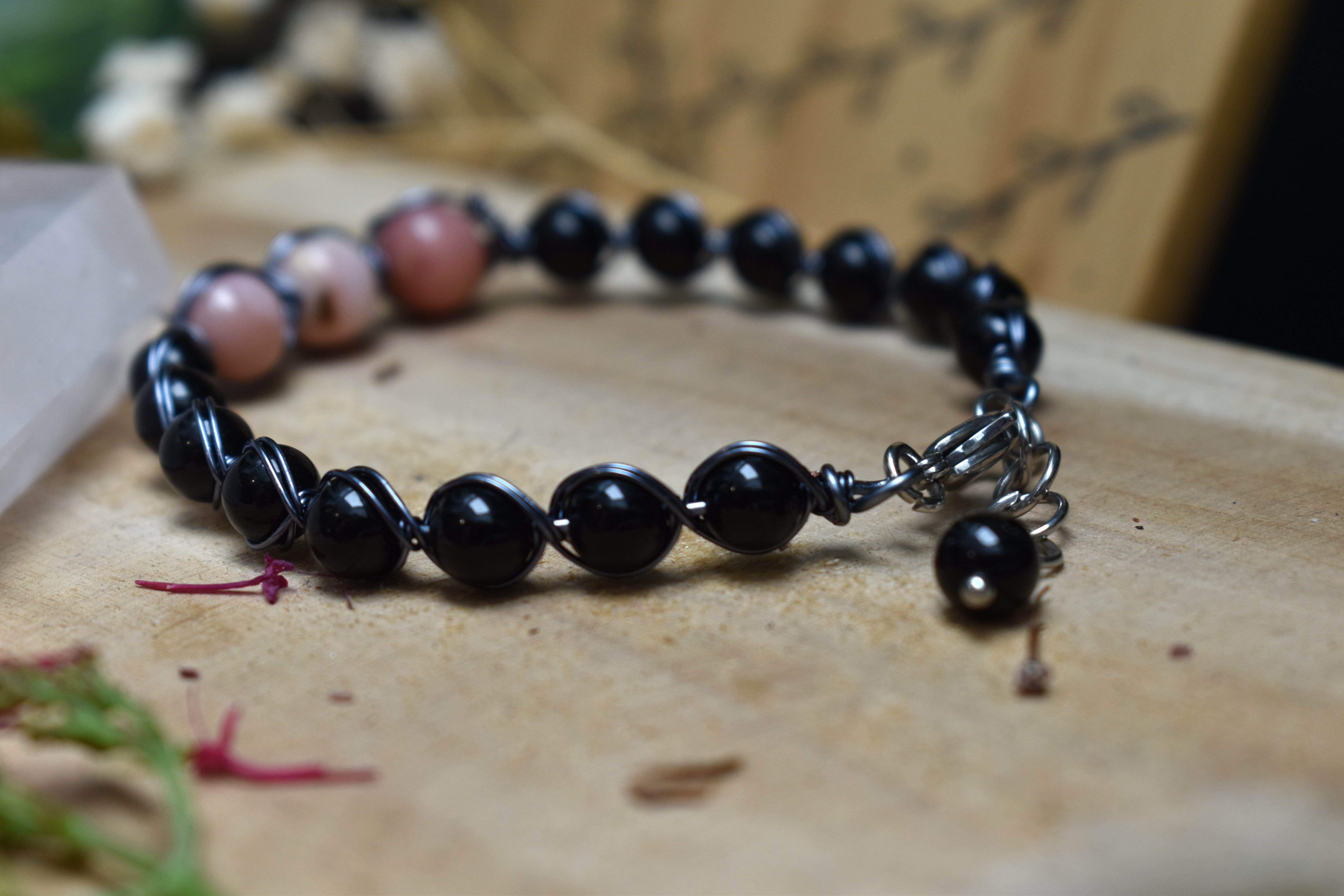 Bracelet ~Murmure des Bois~ Opale Rose & Obsidienne