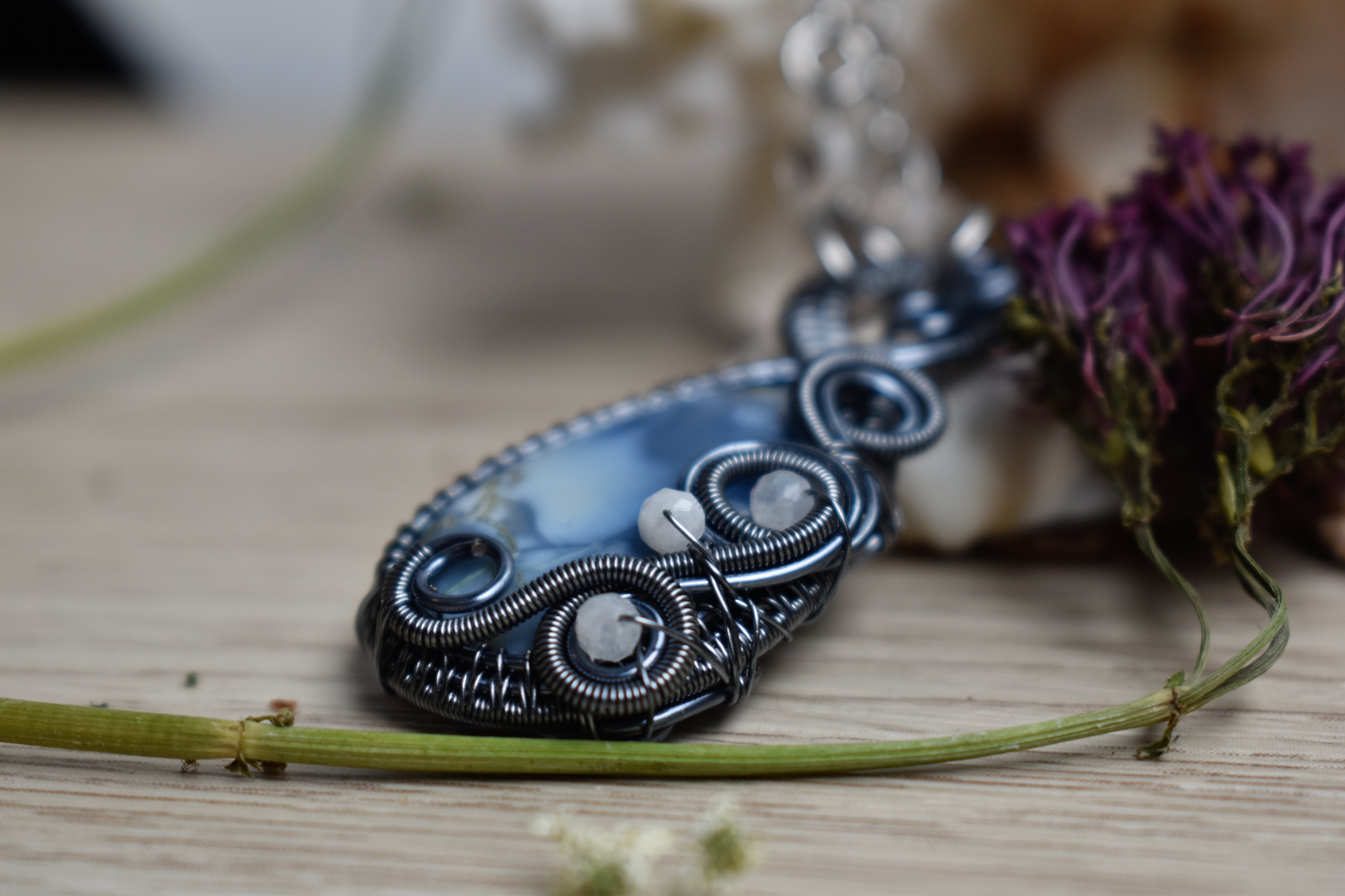 Collier ~Douce Ecume~ Opale Bleue