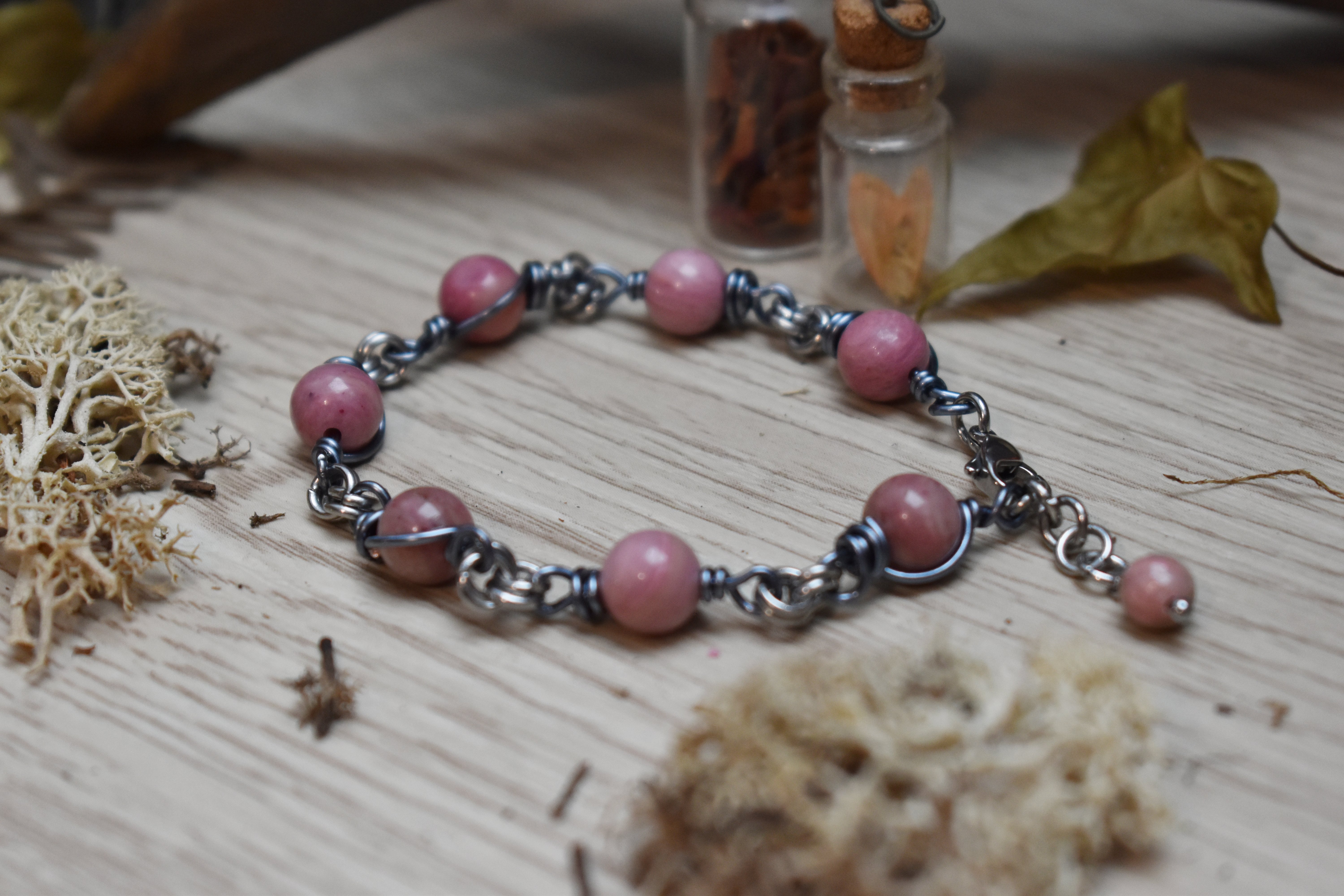 Bracelet ~Aelwynn~ Rhodonite 