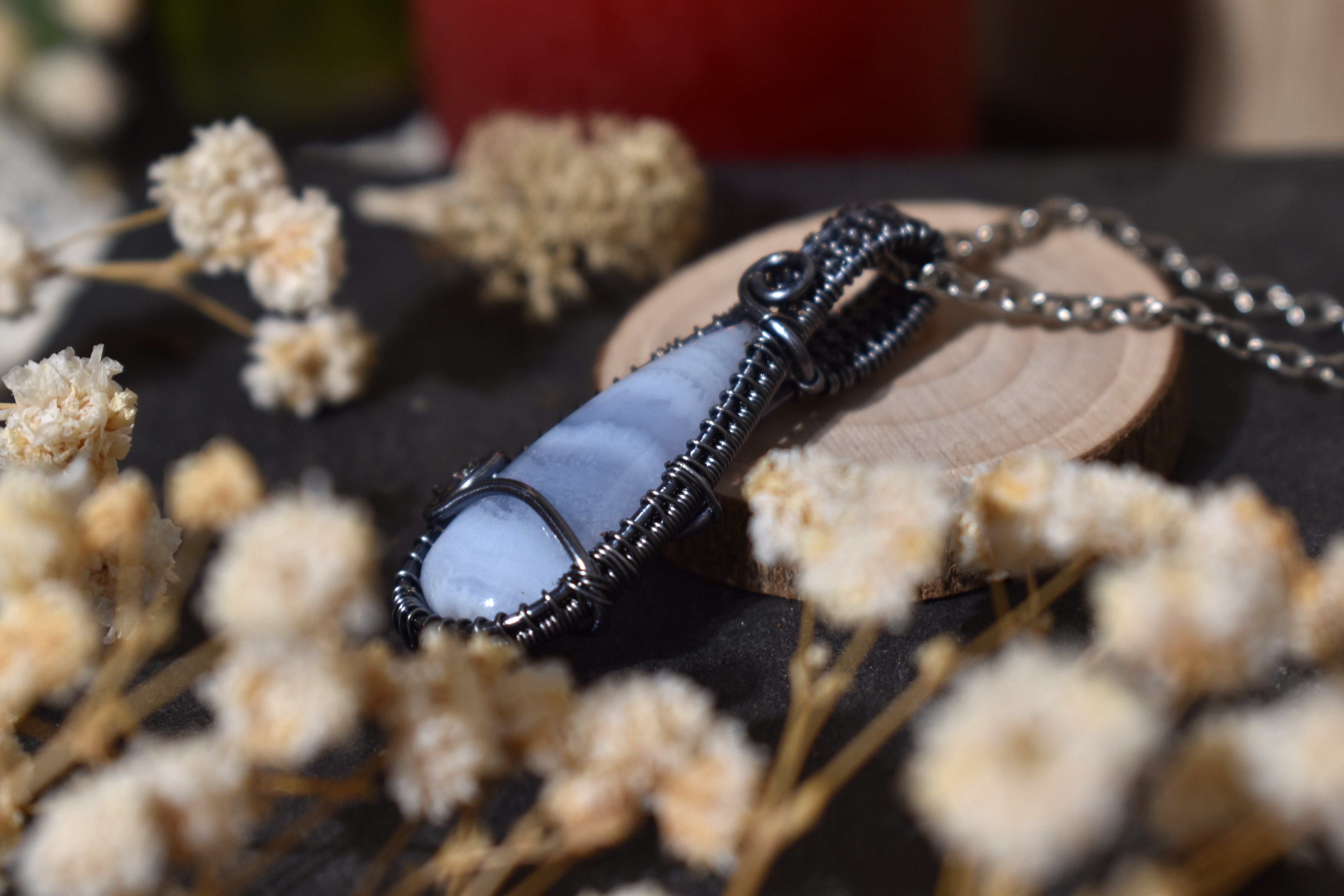 Collier ~Coeur de Glace~ Calcédoine Bleue