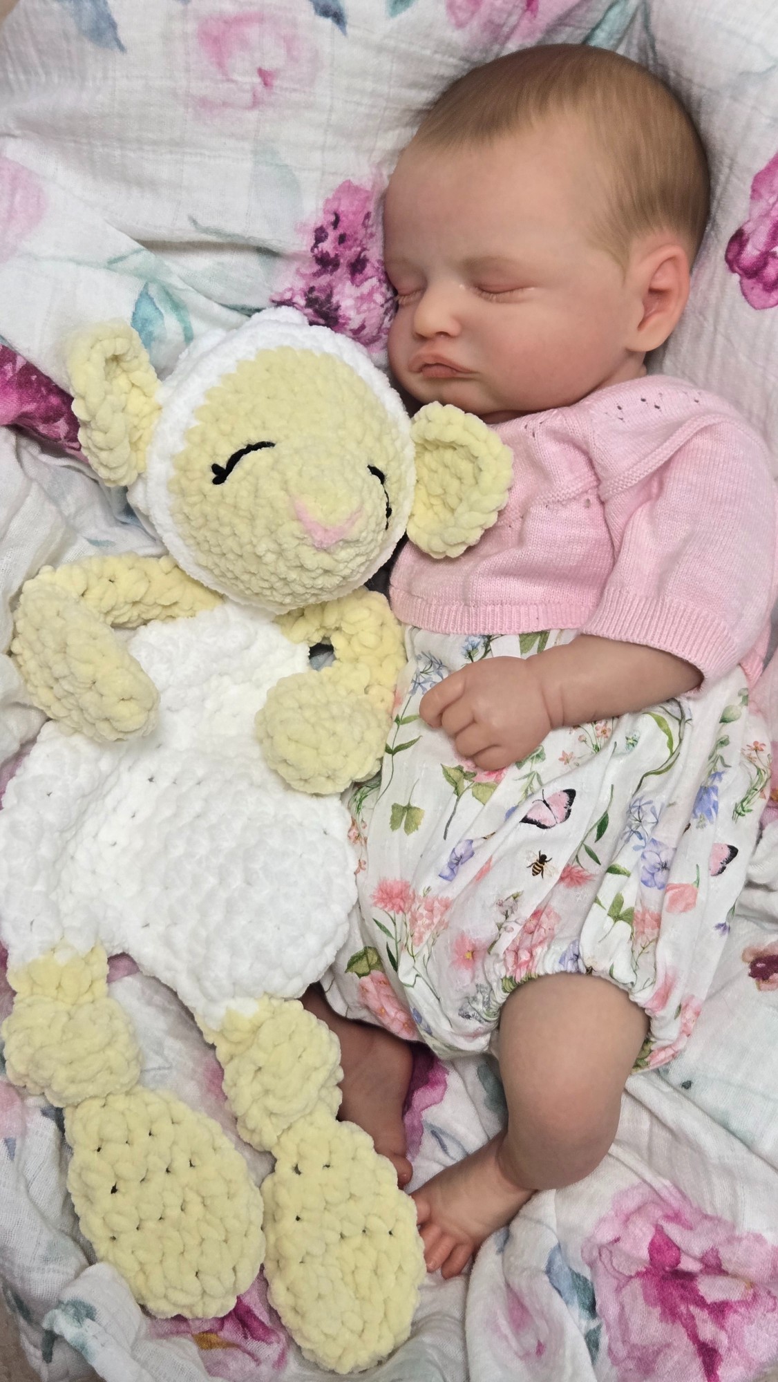 Knotted Lovie Lamb