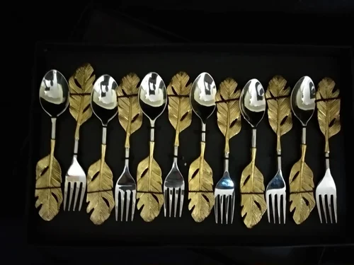 Cutlery Set with Leaf Handle