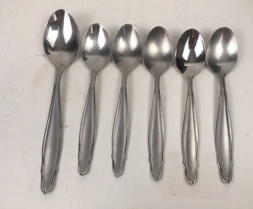 Regular Spoon in metal