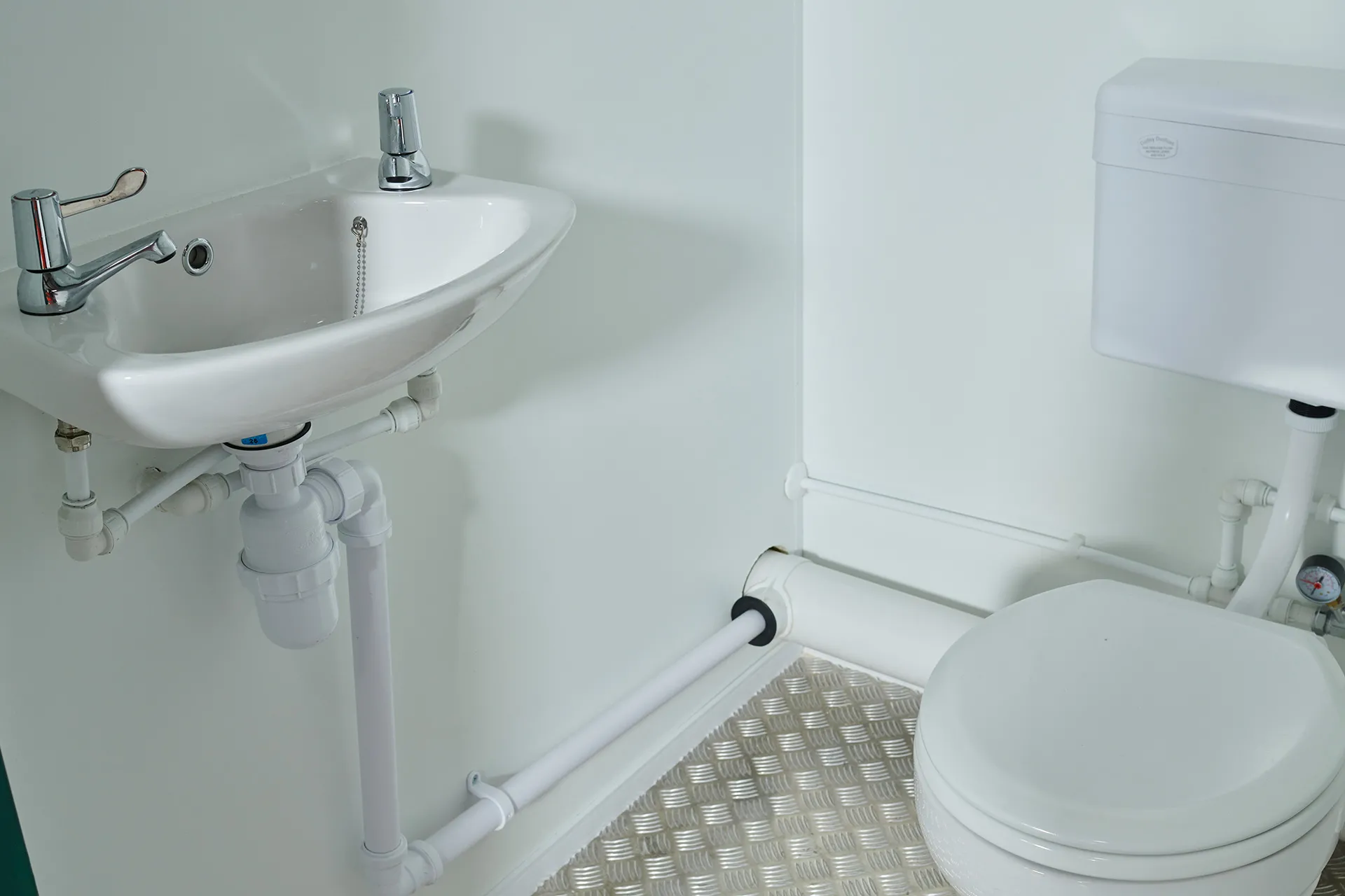 1+1 Double Mains Toilet 2.4m x 1.4m (RAL 6007)
