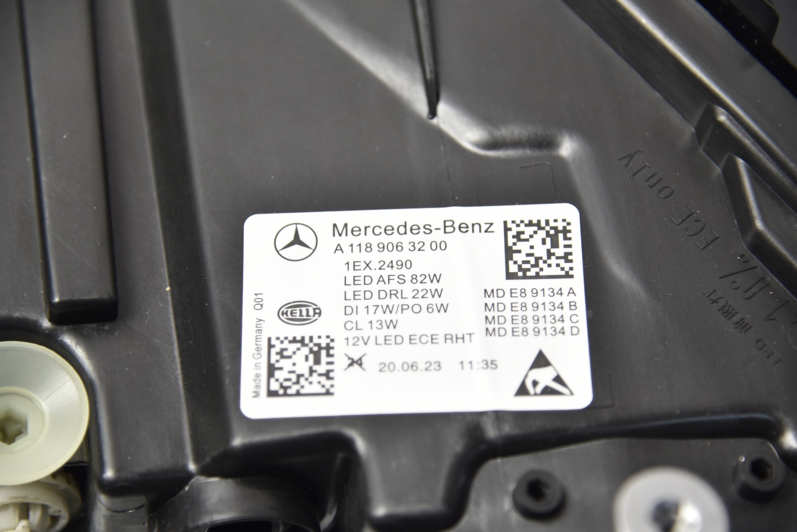 Faro  Derecho  Mercedes-Benz CLA 2019-2023