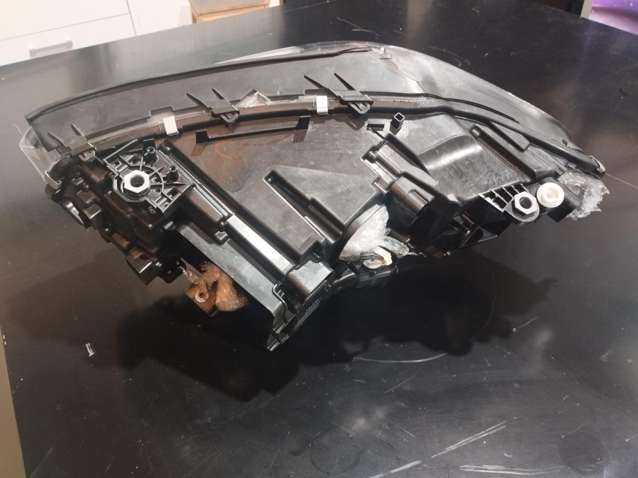 Faro Izquerdo Volkswagen Tiguan  2016-2020