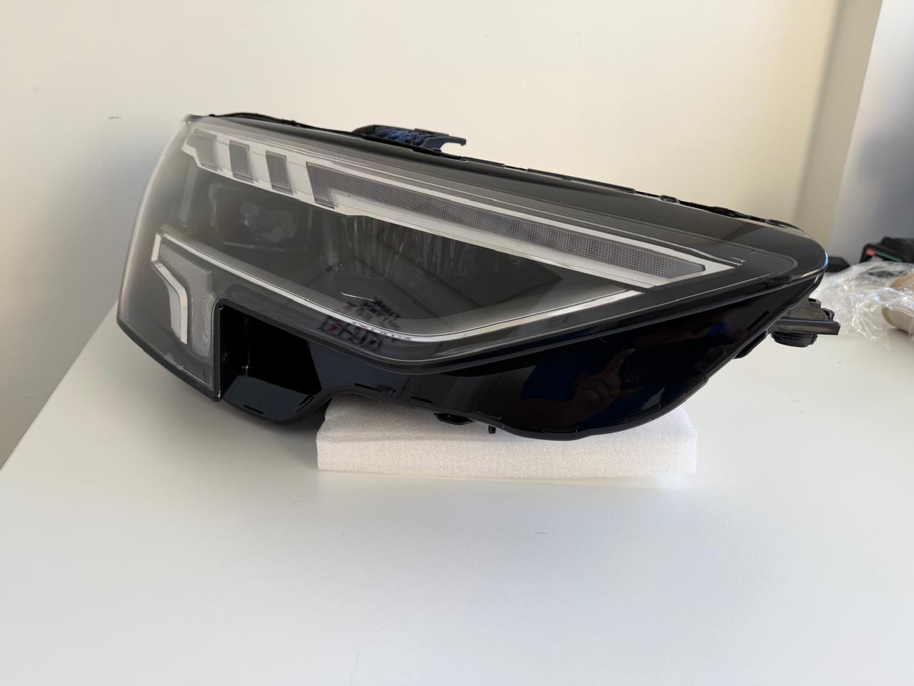 Faro Derecho AUDI A3 2020 → 2024