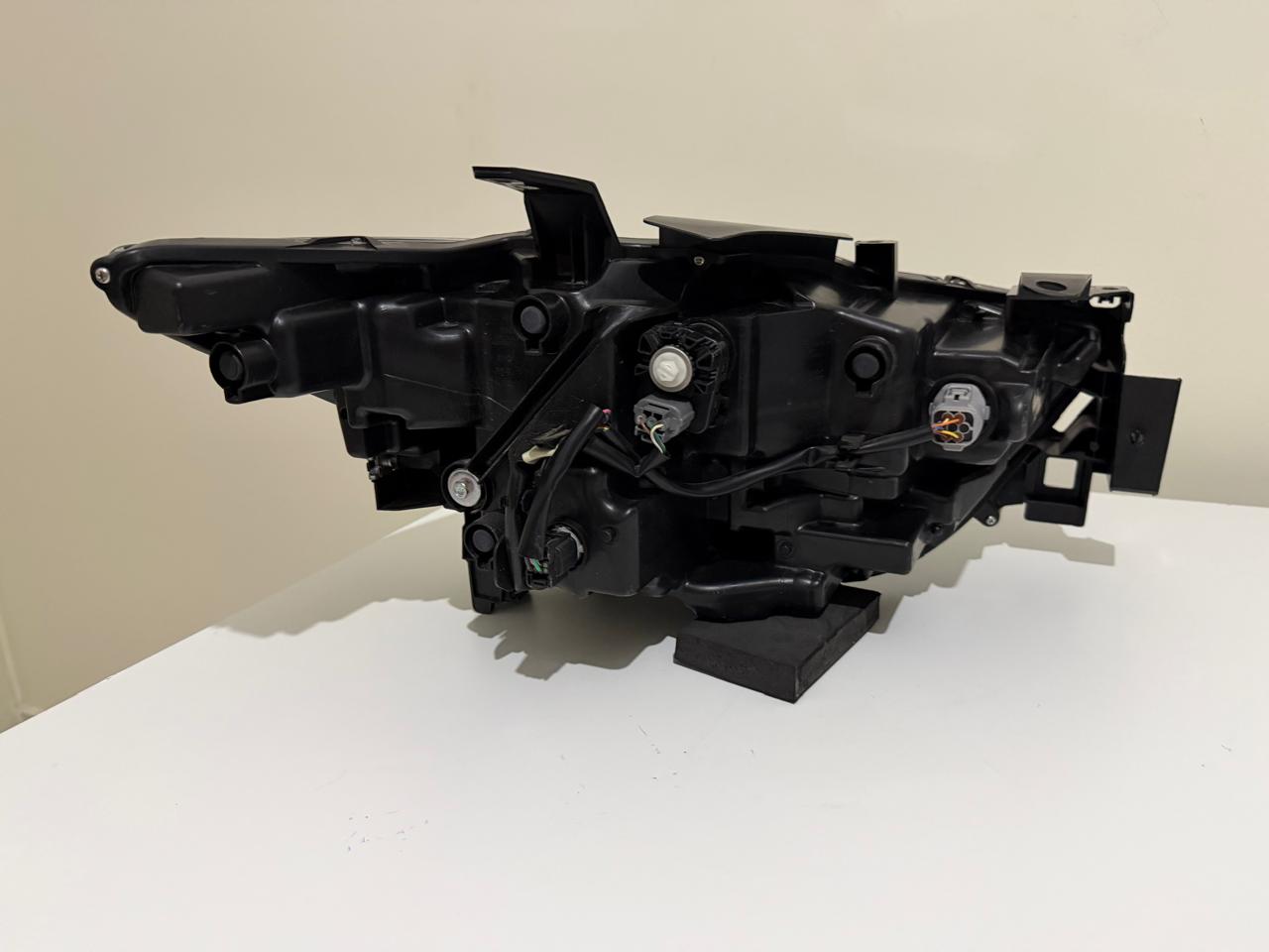 Faro Izquerdo Mazda CX-5 (KF) 2022-2025