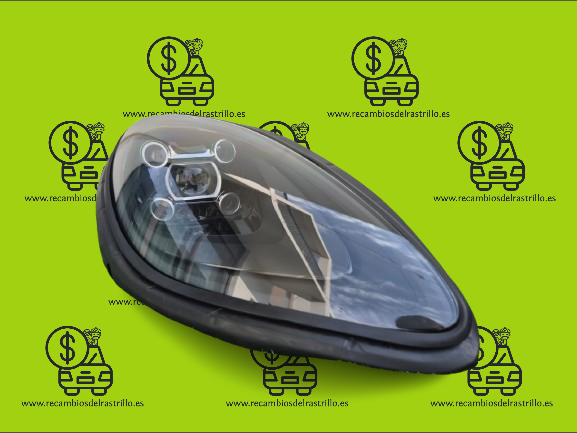 Faro Derecho Porsche Macan (95B)