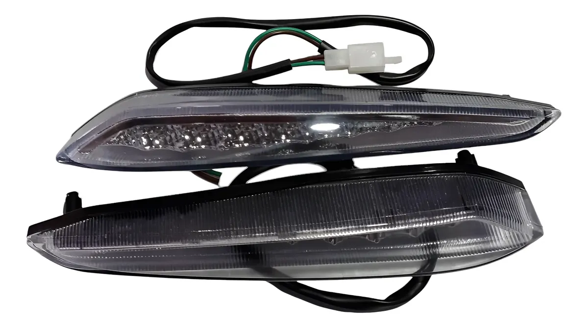 PAR DIRECCIONALES DER/IZQ 150SZ/170Z LED SOBRE TANQUE