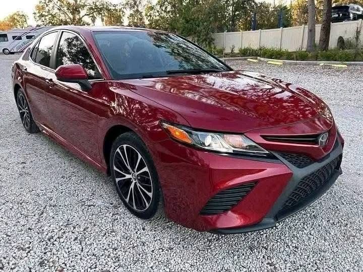 Toyota Camry 2019